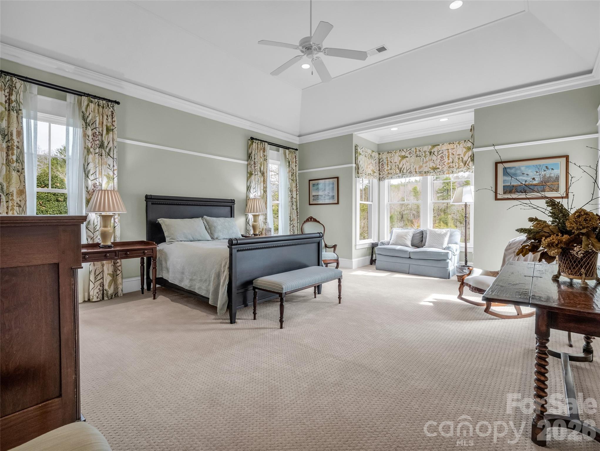 565 Chestertown Drive — Mill Spring