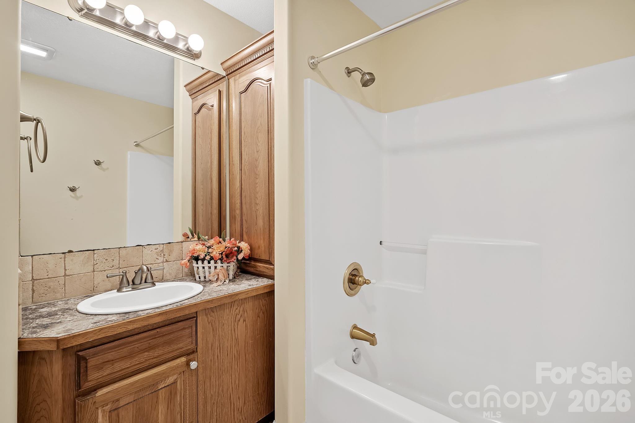 36 Ivy Cove Road — Fairview