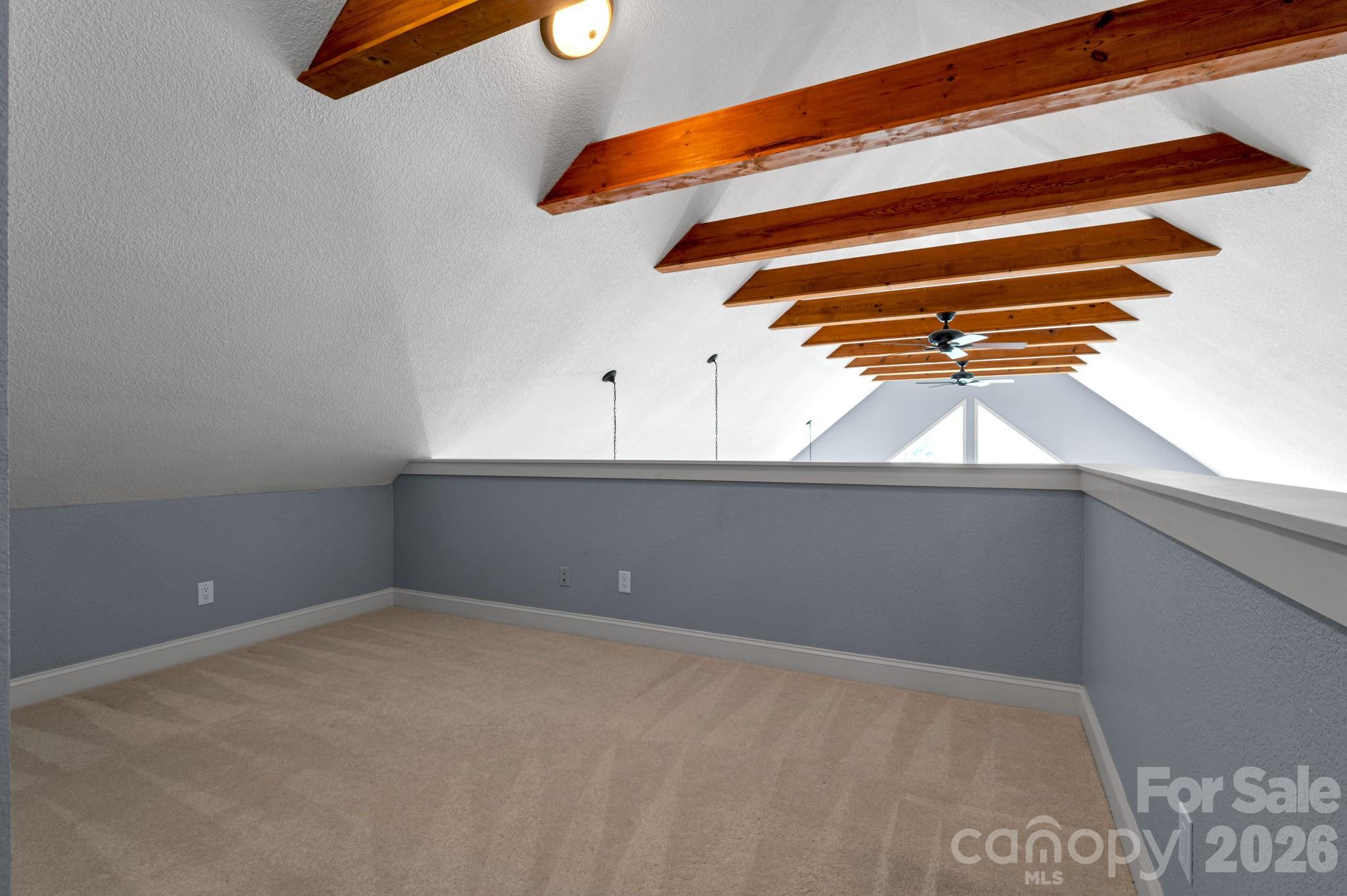291 N Crab Meadow Drive — Hendersonville