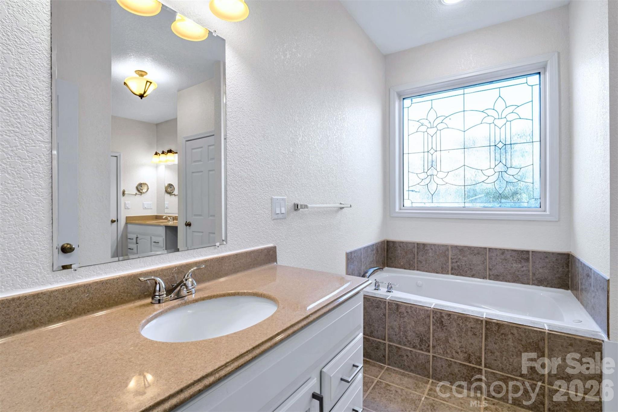 291 N Crab Meadow Drive — Hendersonville
