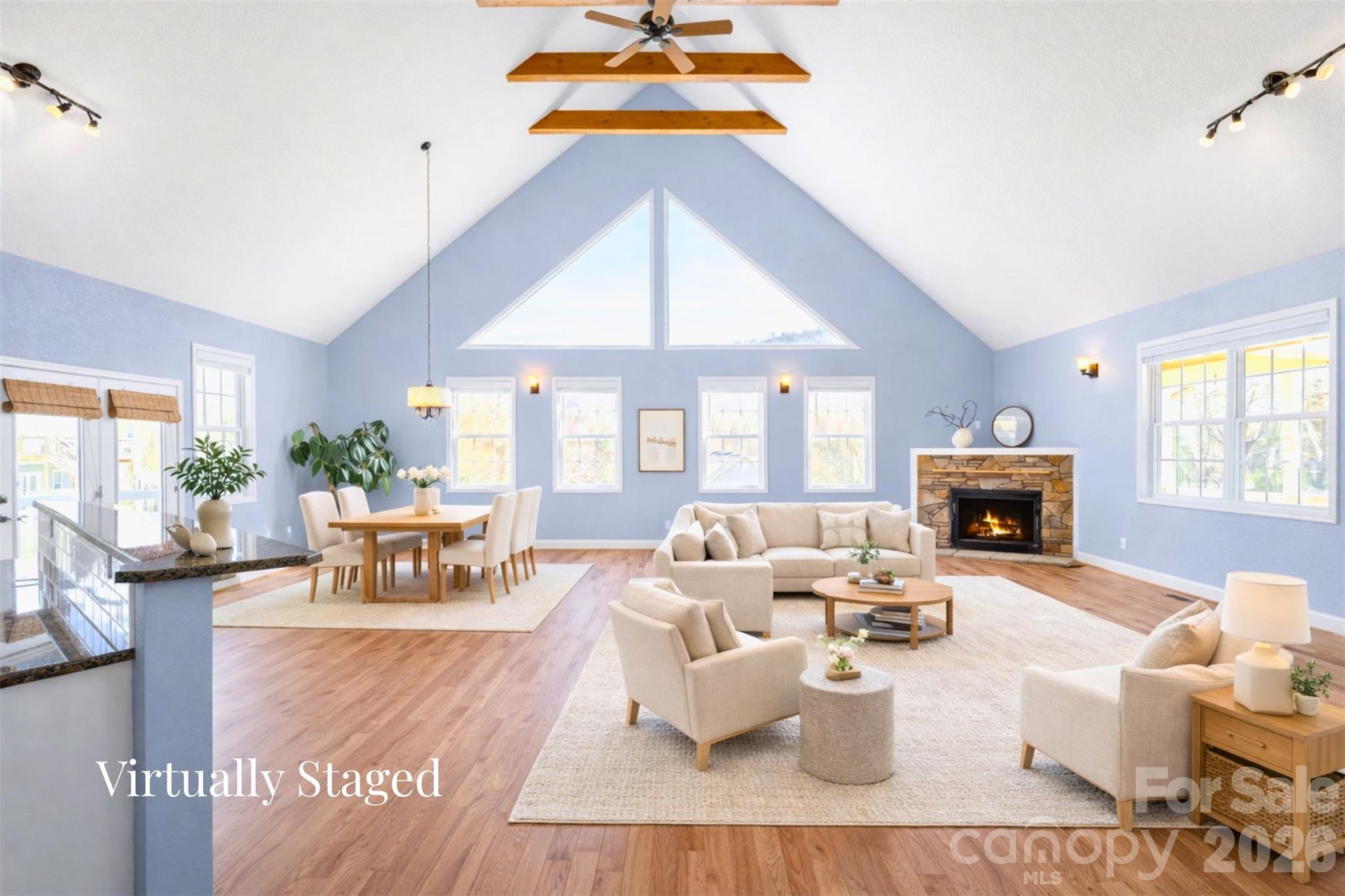 291 N Crab Meadow Drive — Hendersonville