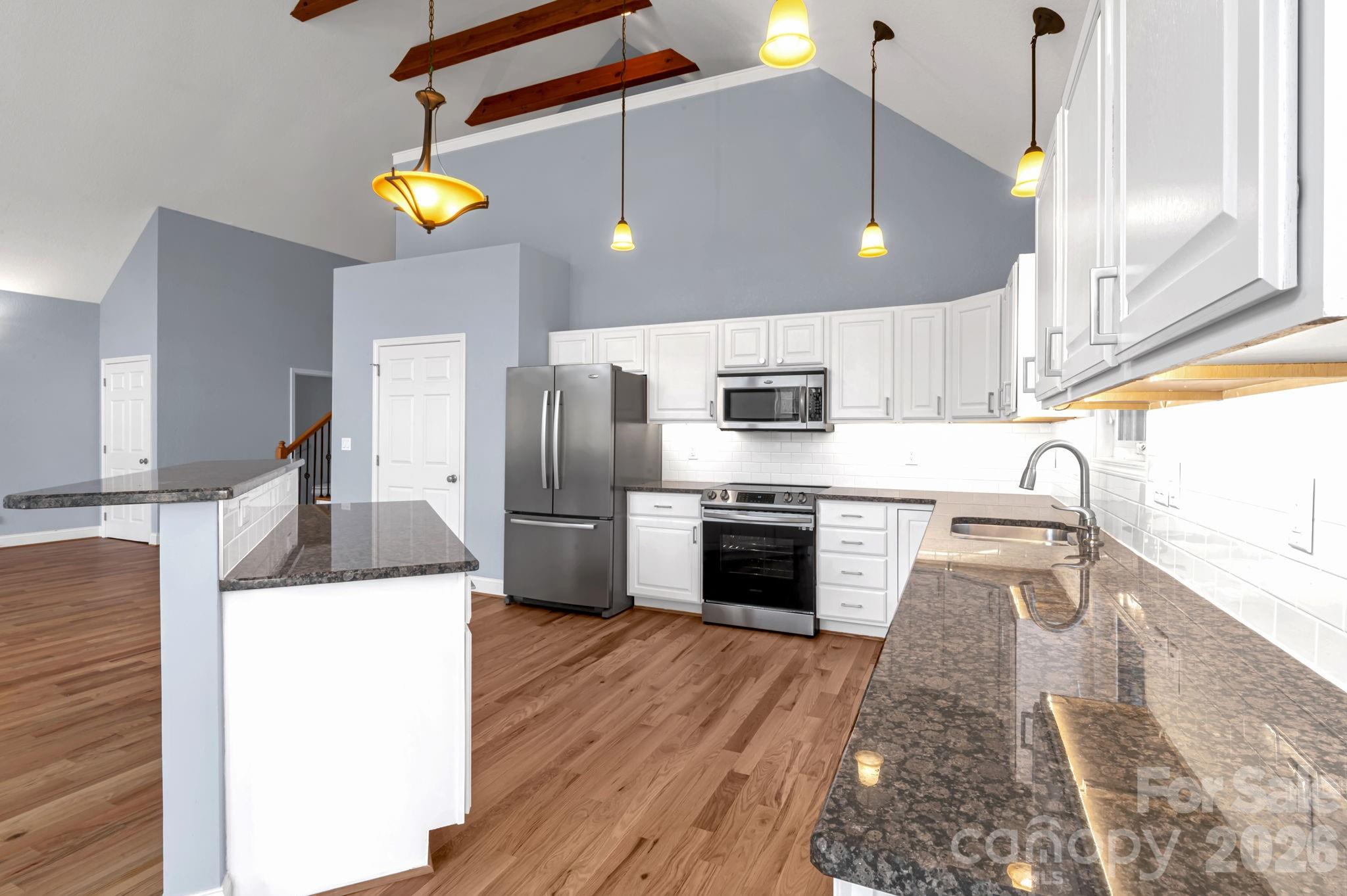 291 N Crab Meadow Drive — Hendersonville