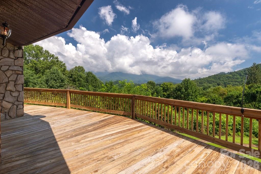 417 Quiet Forest Lane — Sylva