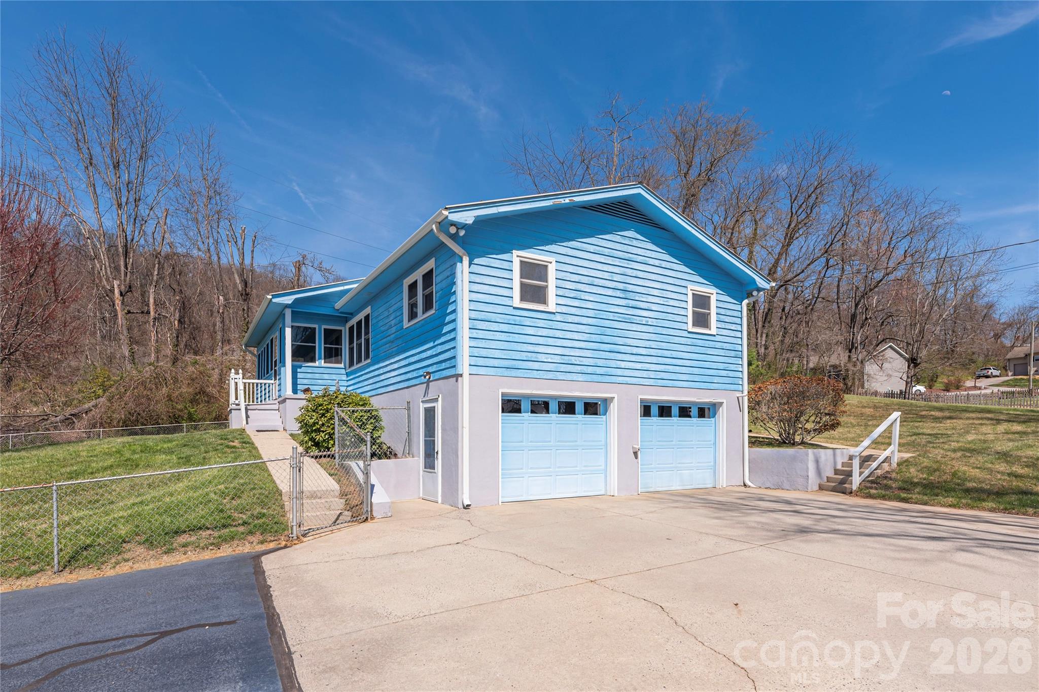 40 Warner Road — Canton