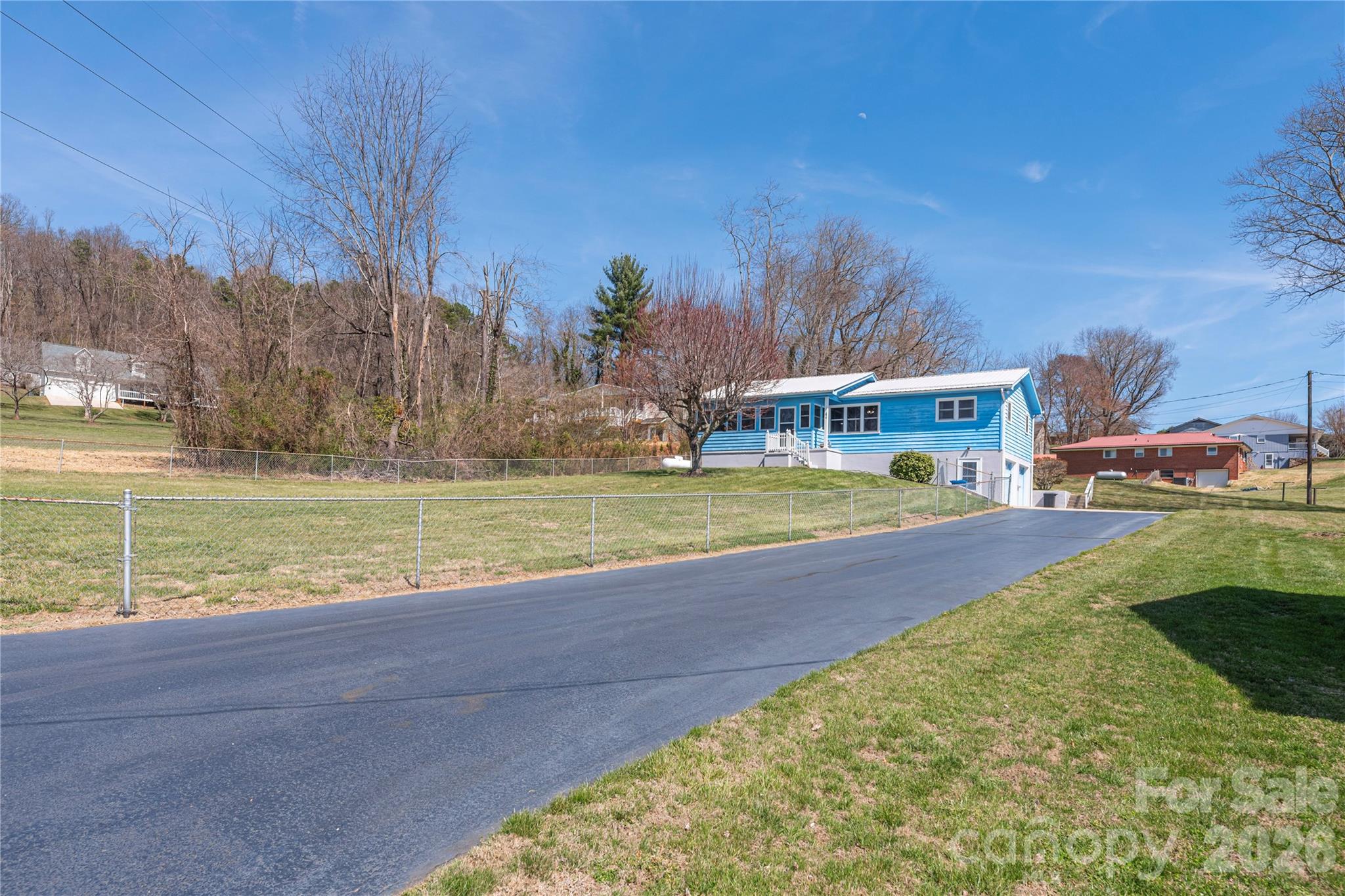 40 Warner Road — Canton