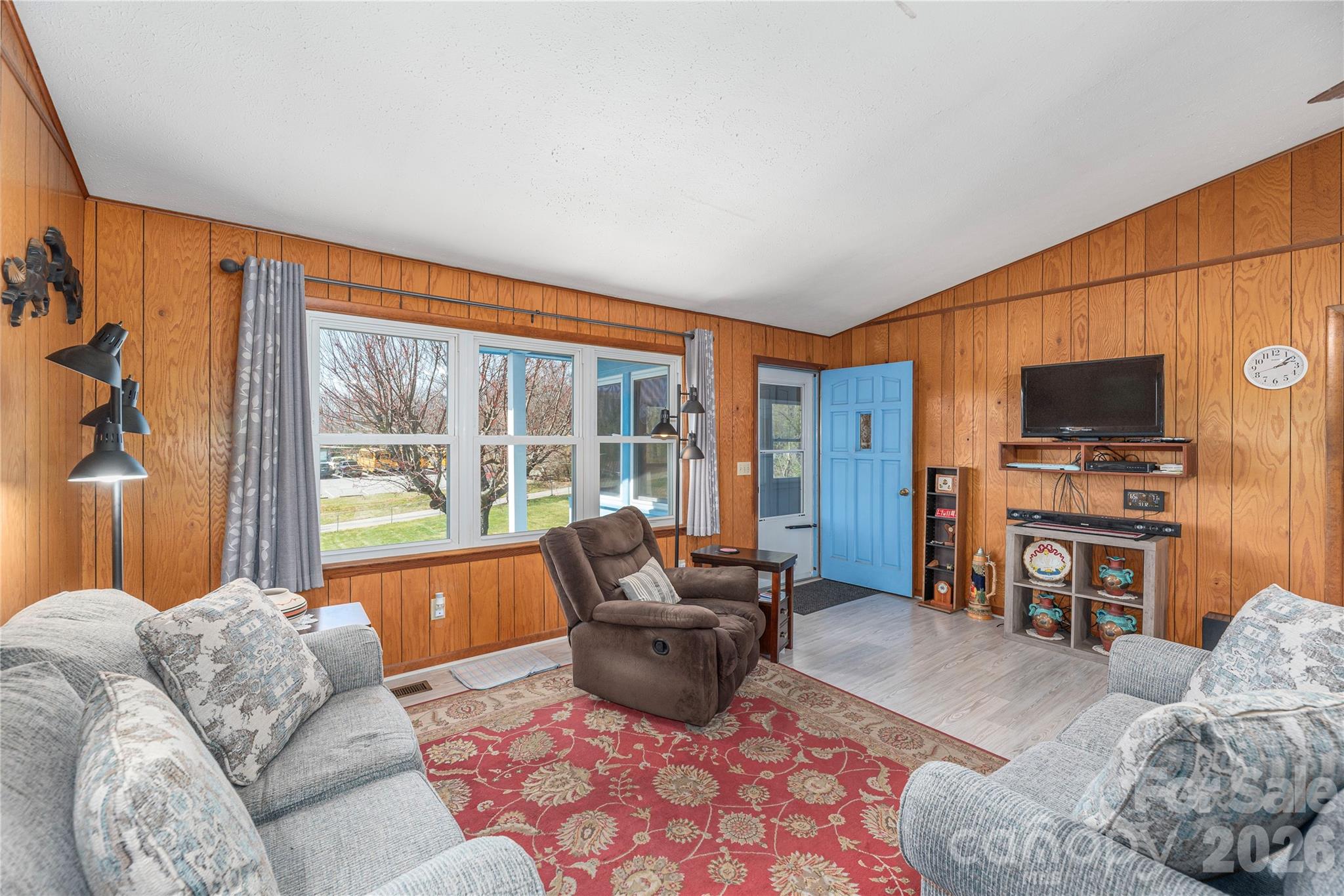 40 Warner Road — Canton