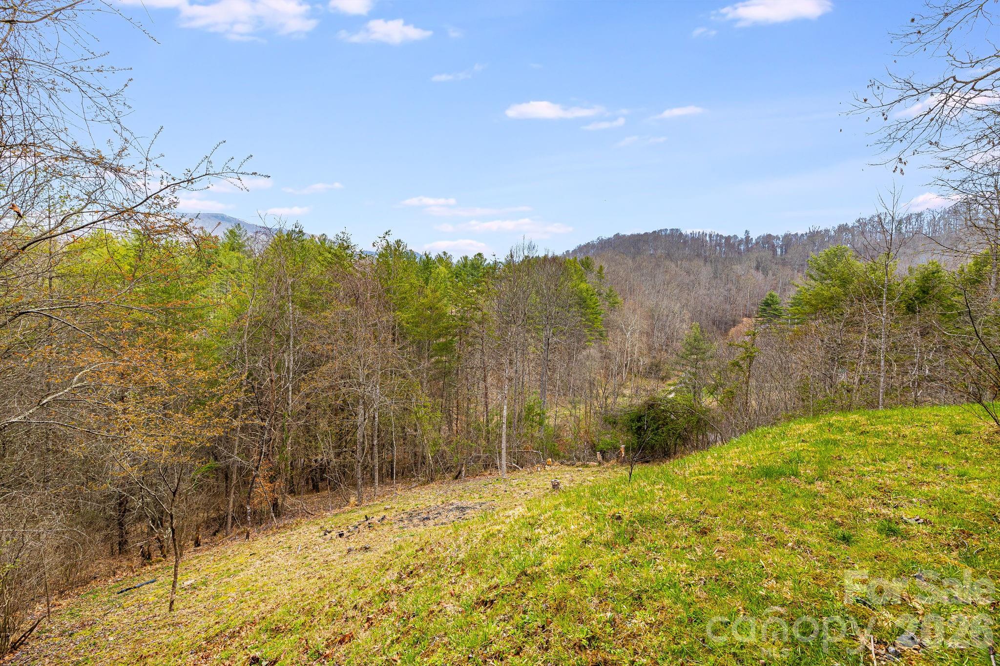 409 Hamlet Drive — Burnsville