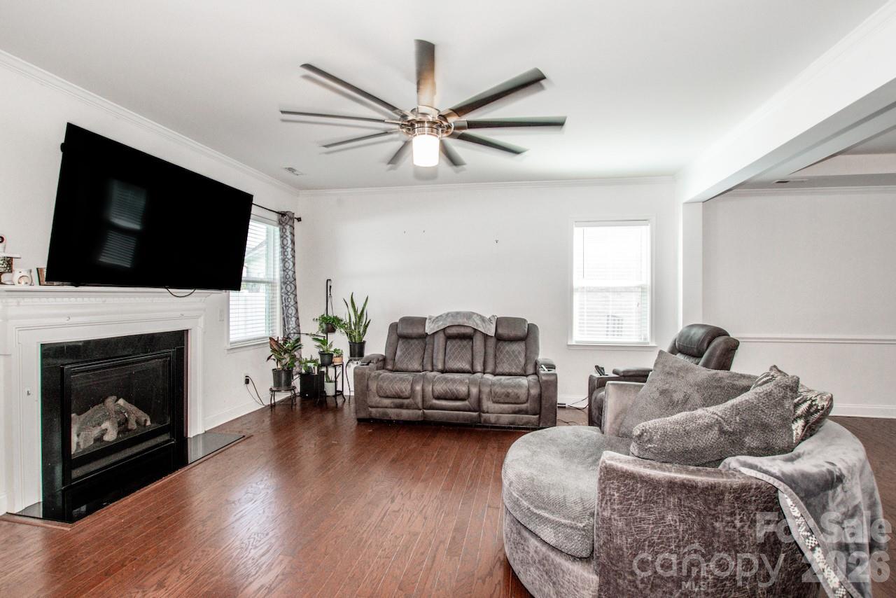 4160 SW Waterstone Place SW — Concord