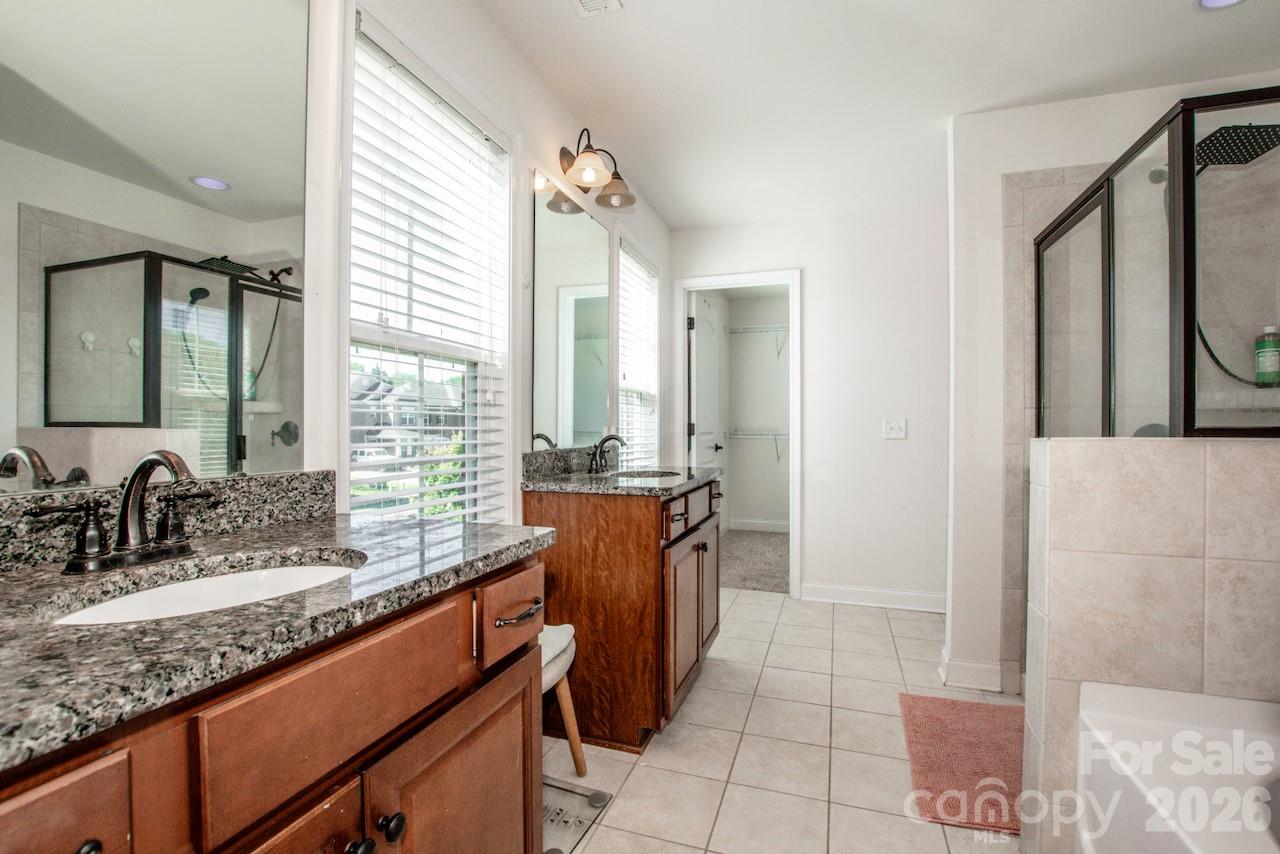 4160 SW Waterstone Place SW — Concord