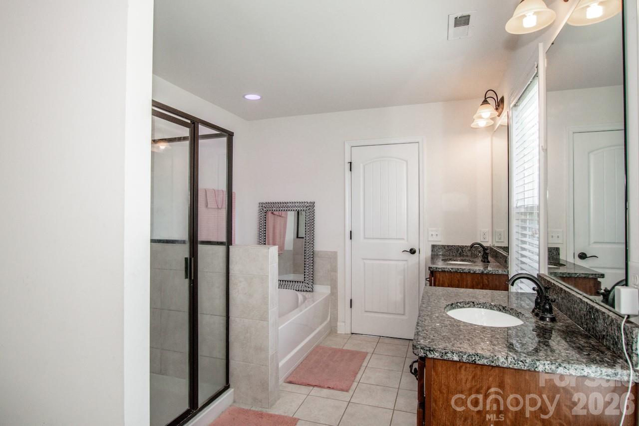 4160 SW Waterstone Place SW — Concord
