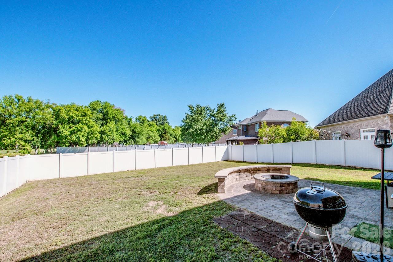 4160 SW Waterstone Place SW — Concord