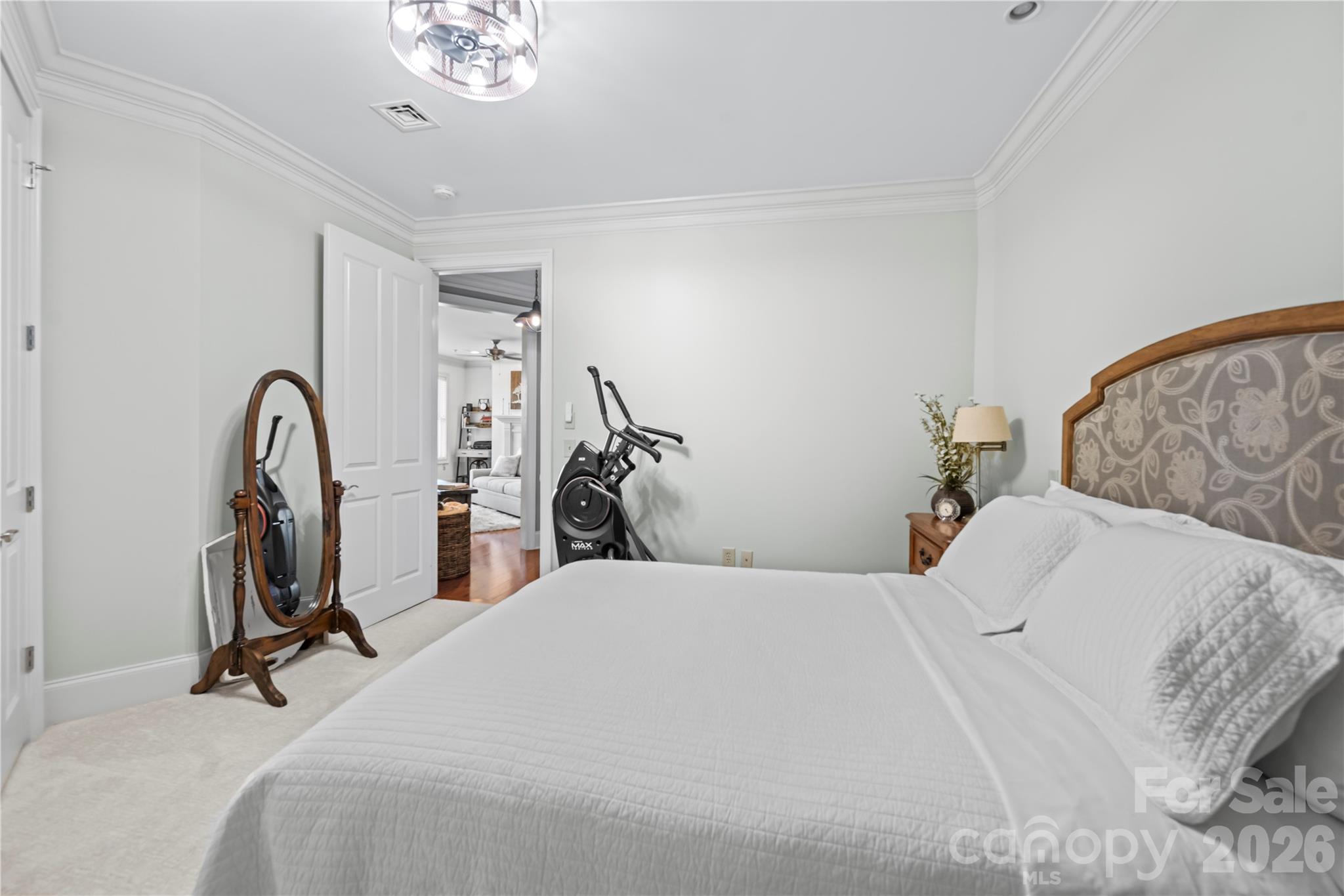 350 E Allen Street #303 — Hendersonville