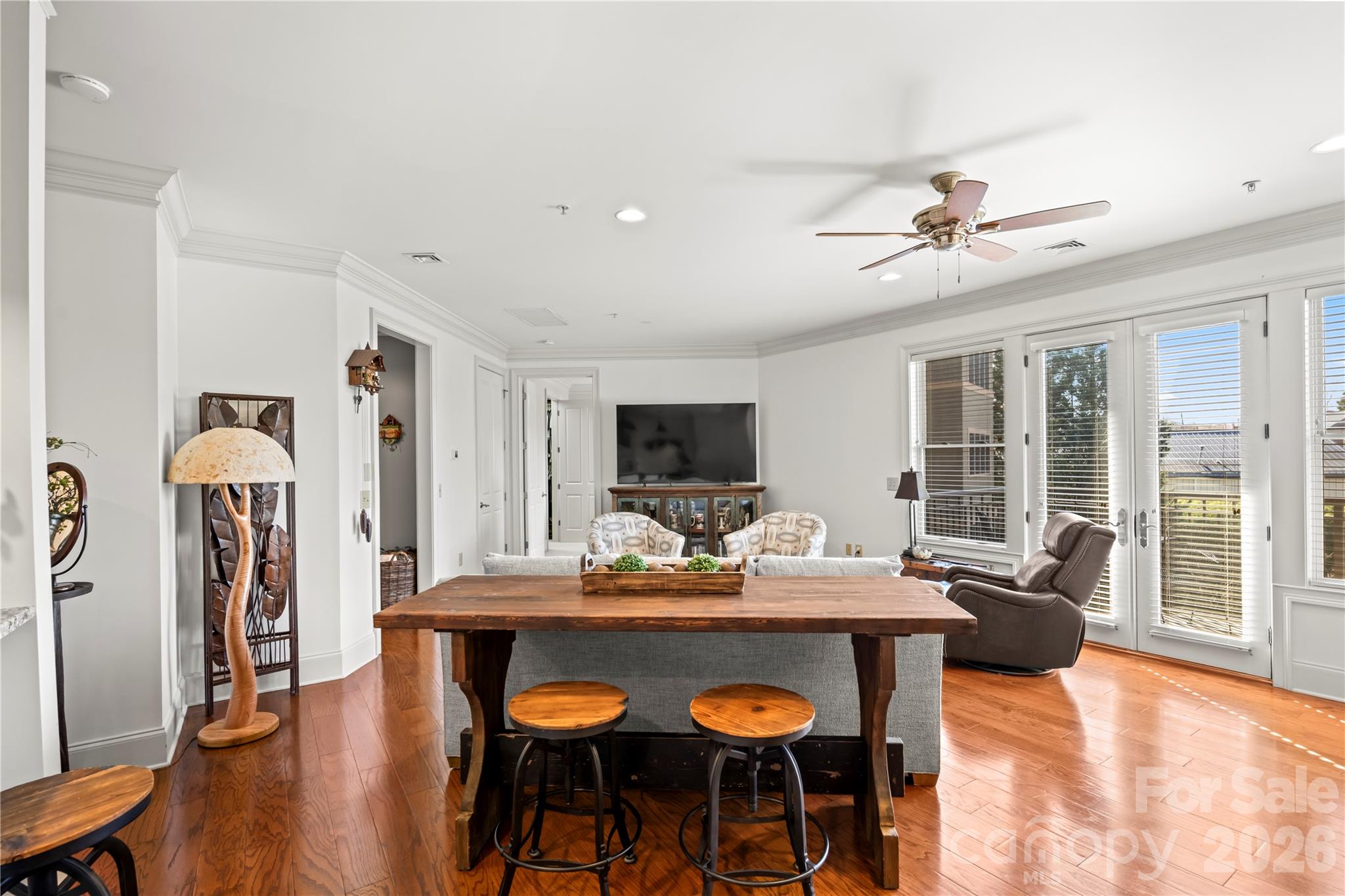 350 E Allen Street #303 — Hendersonville