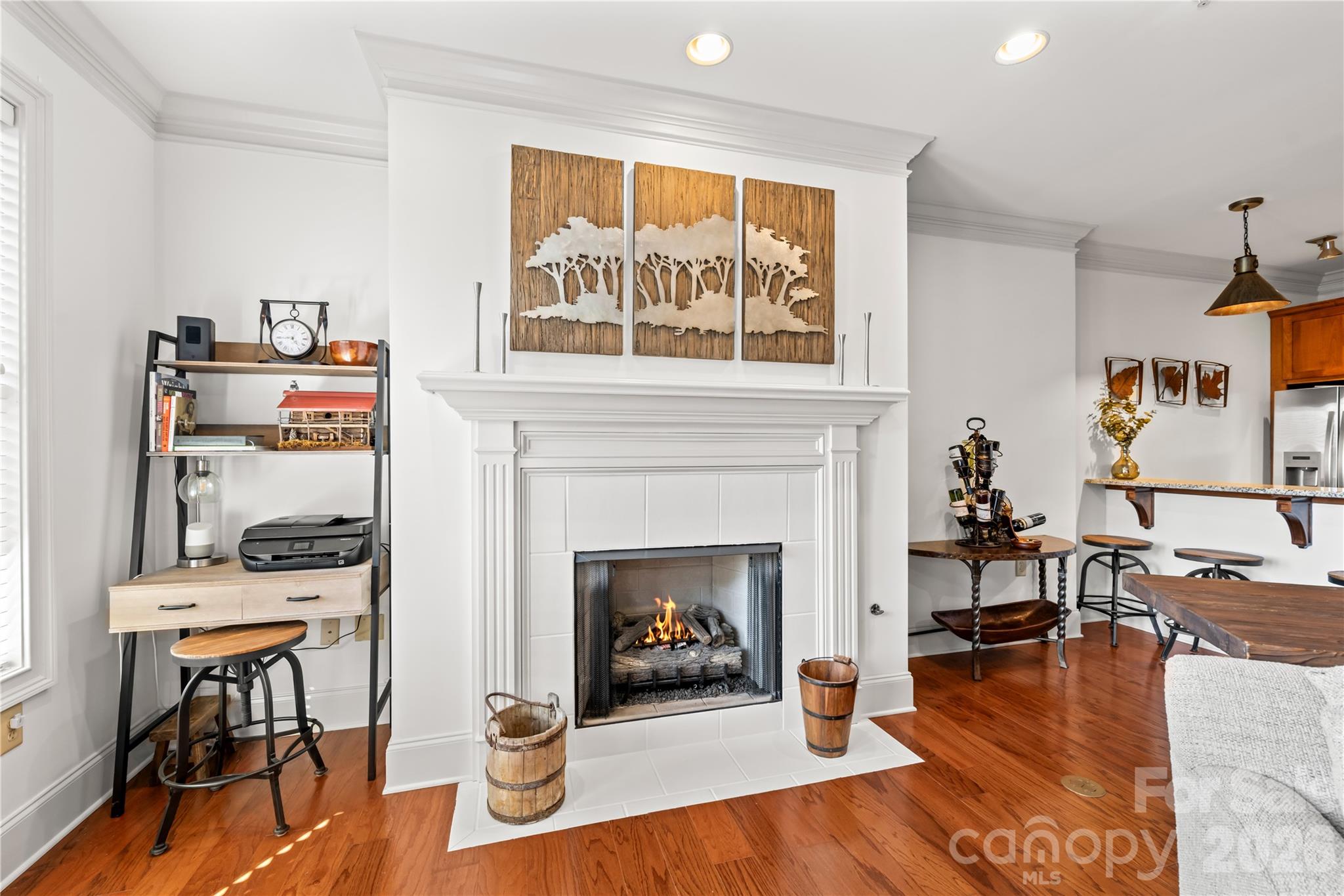 350 E Allen Street #303 — Hendersonville