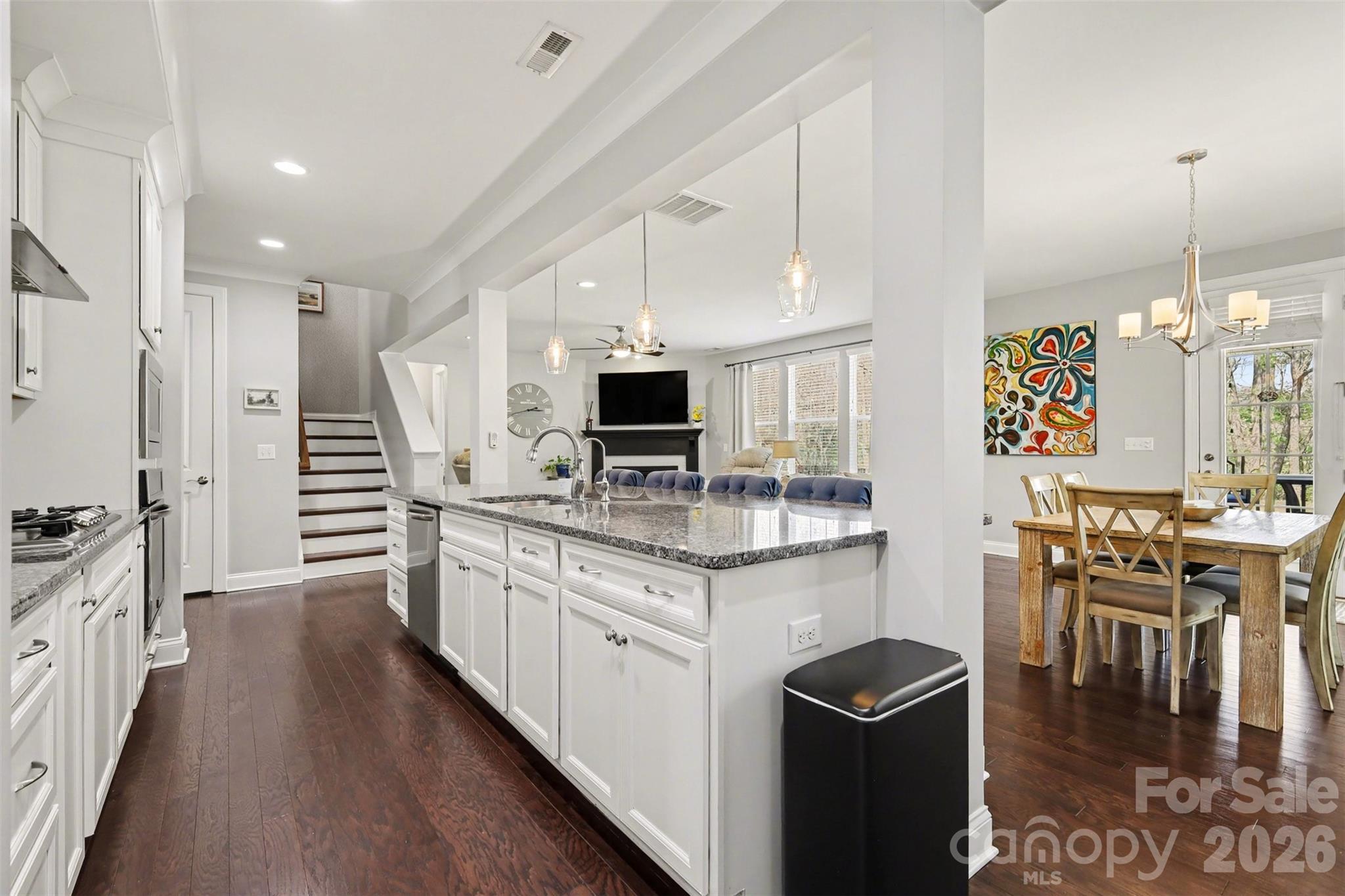 174 Country Lake Drive — Mooresville