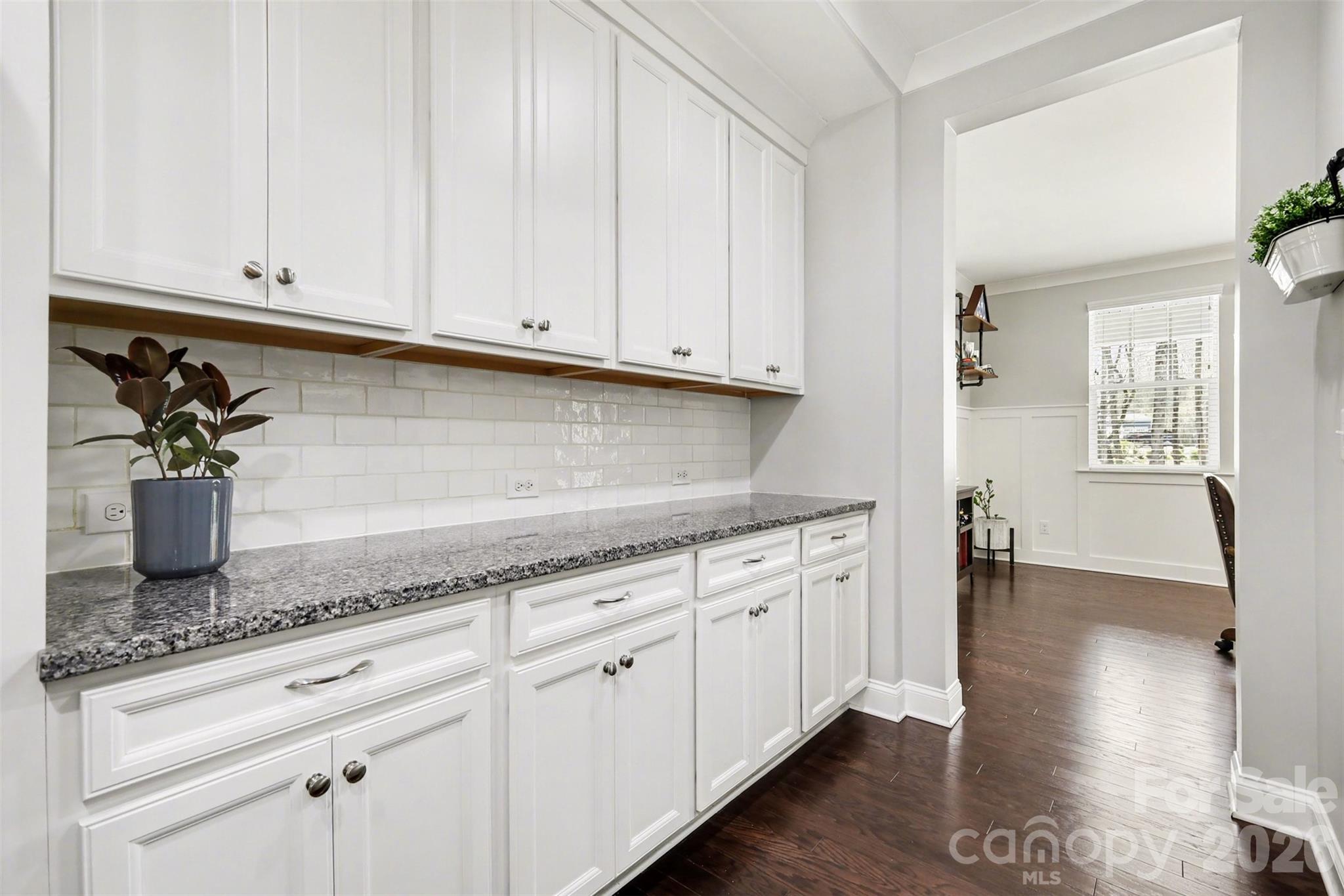 174 Country Lake Drive — Mooresville