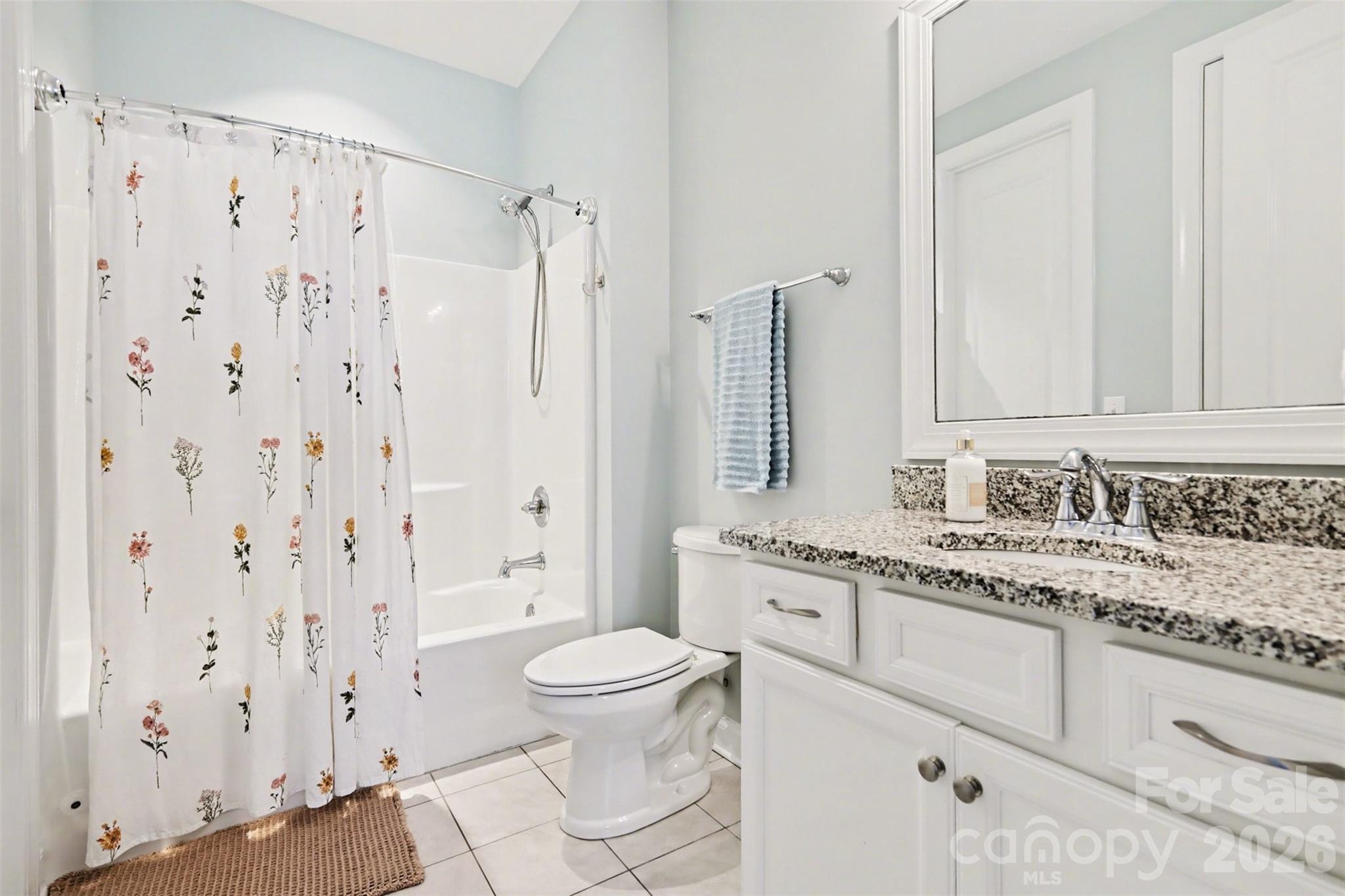 174 Country Lake Drive — Mooresville