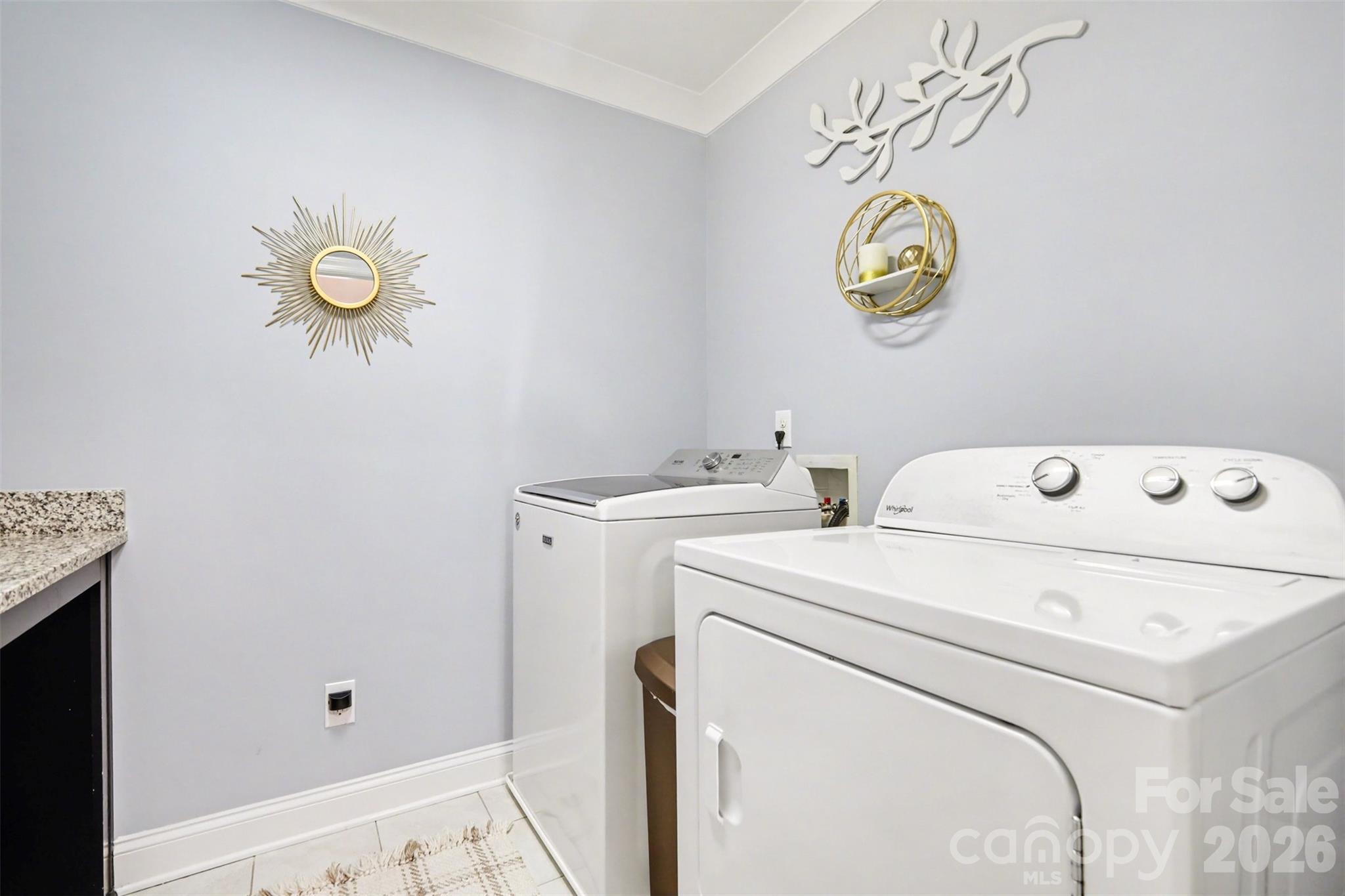 174 Country Lake Drive — Mooresville