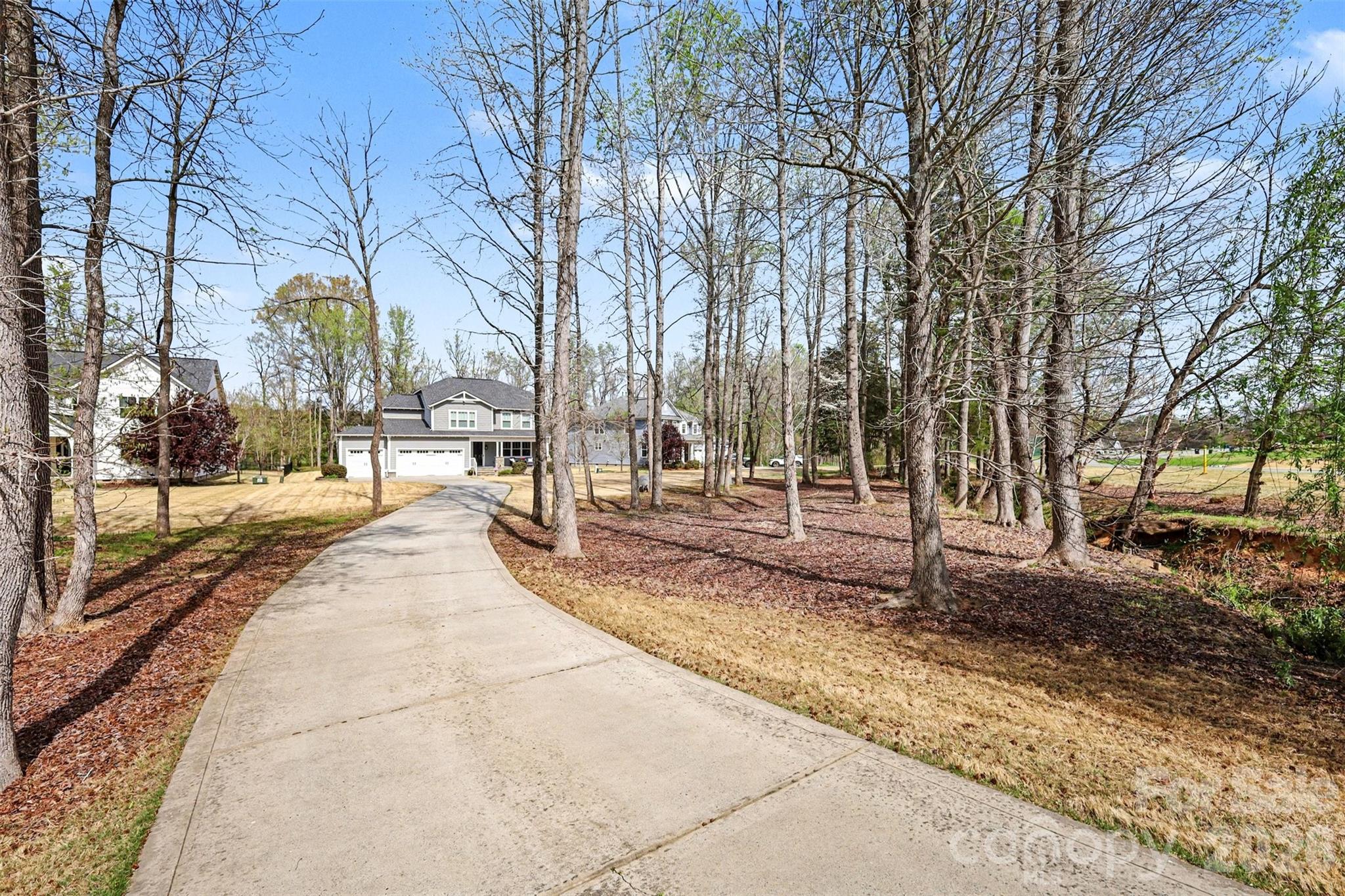 174 Country Lake Drive — Mooresville