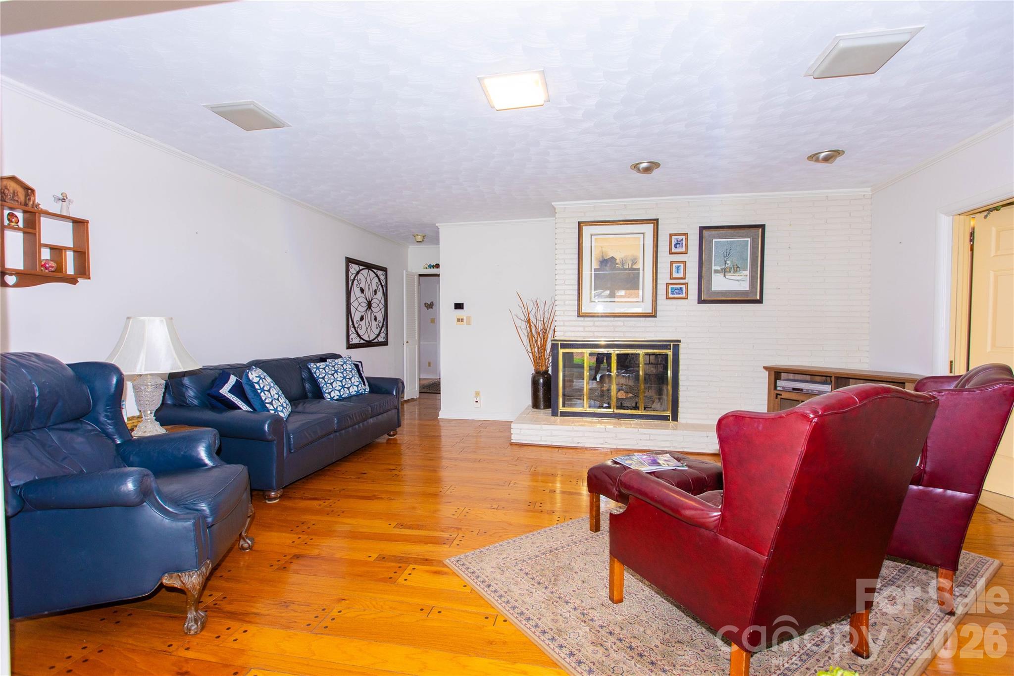 3486 E Main Street — Claremont
