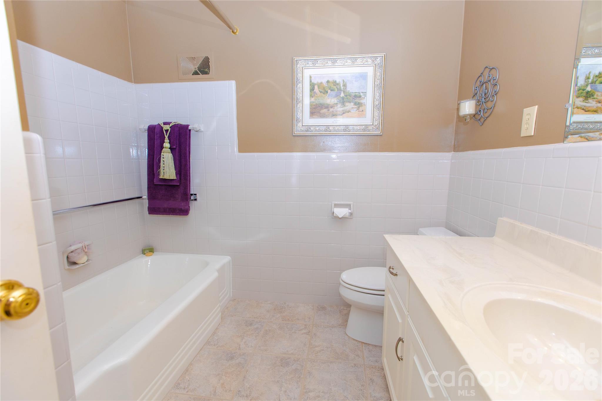 3486 E Main Street — Claremont