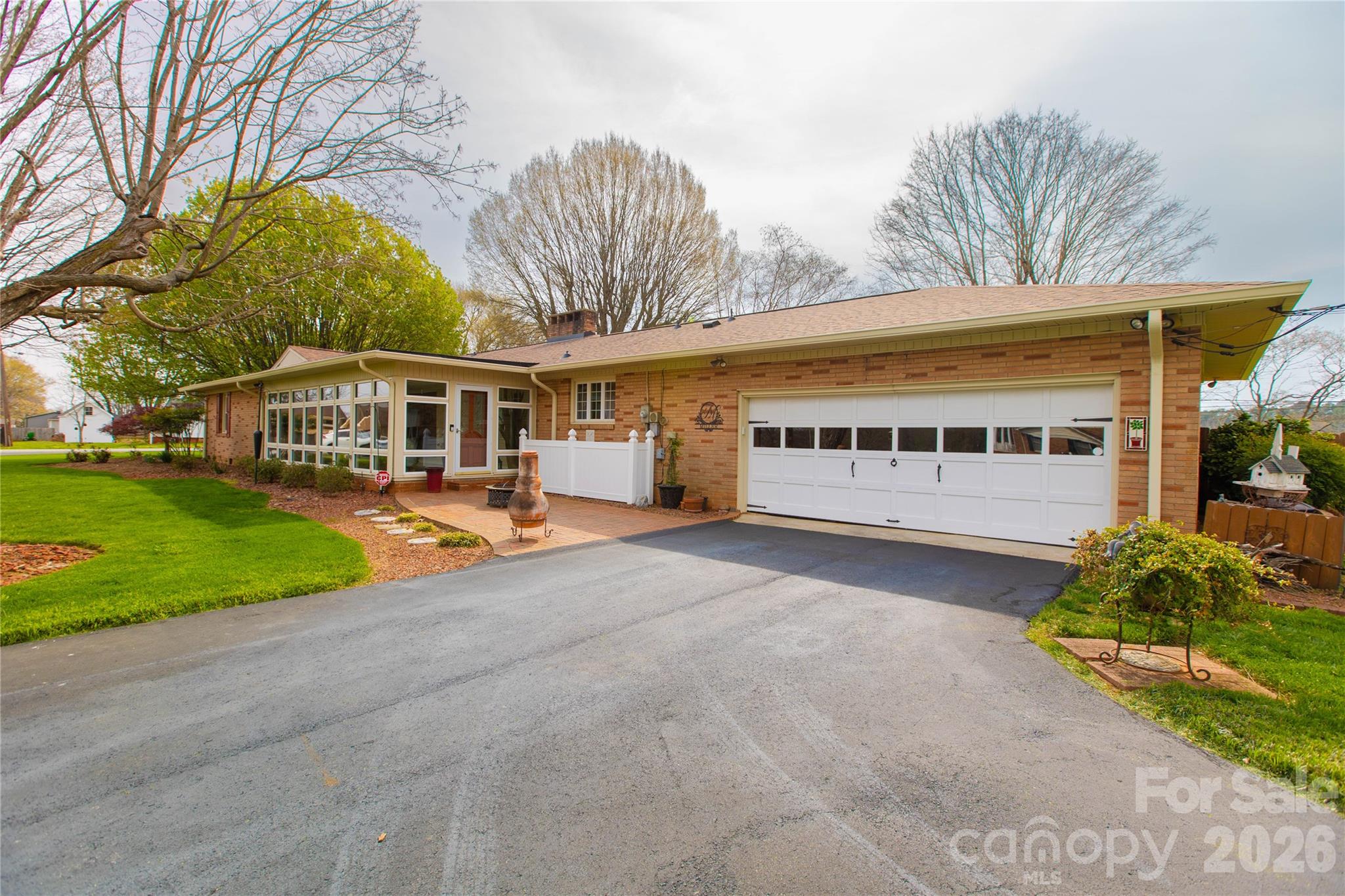 3486 E Main Street — Claremont