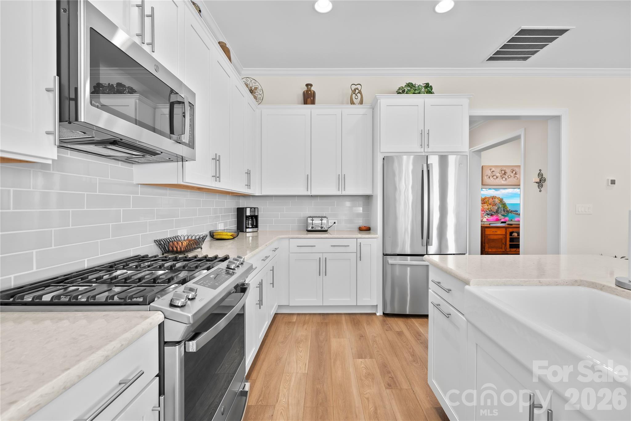 454 Bowline Drive — Denver
