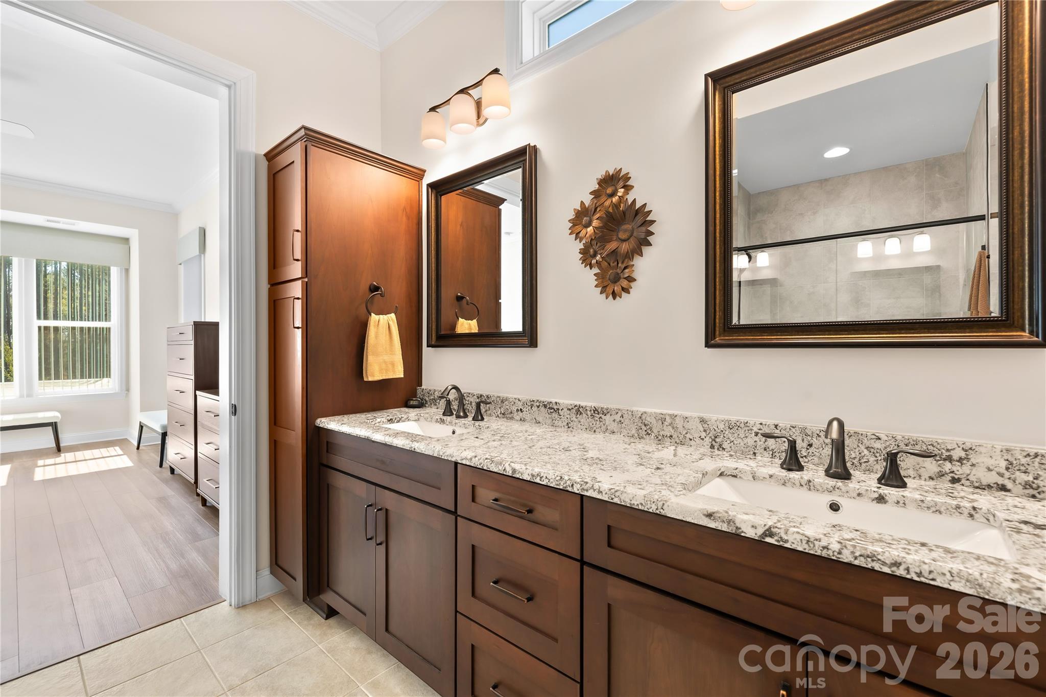 454 Bowline Drive — Denver