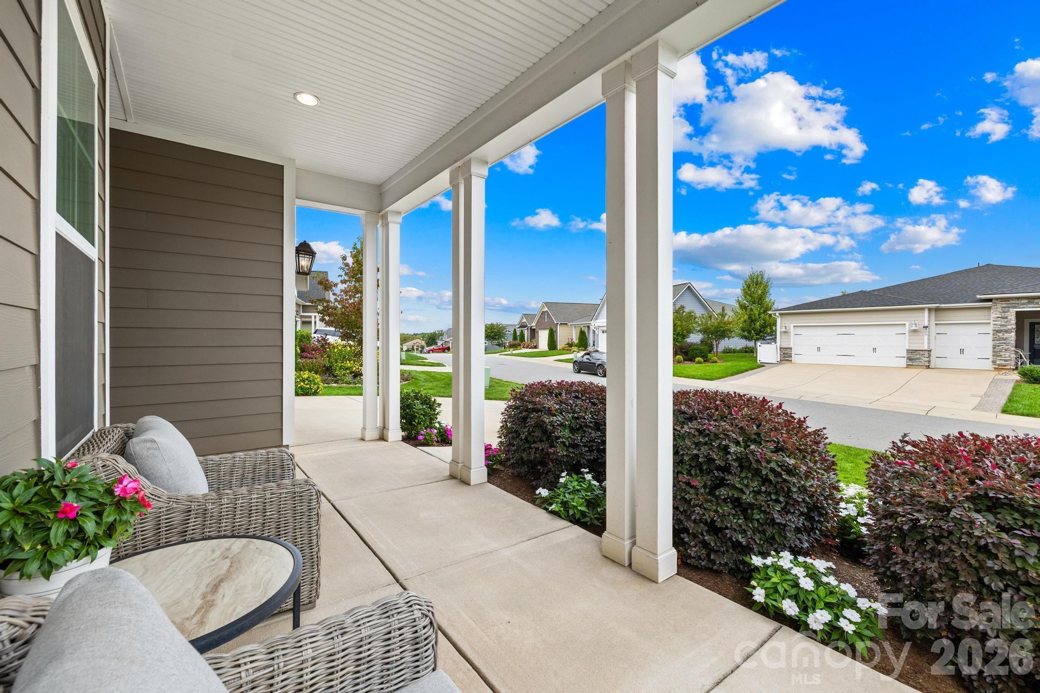 454 Bowline Drive — Denver