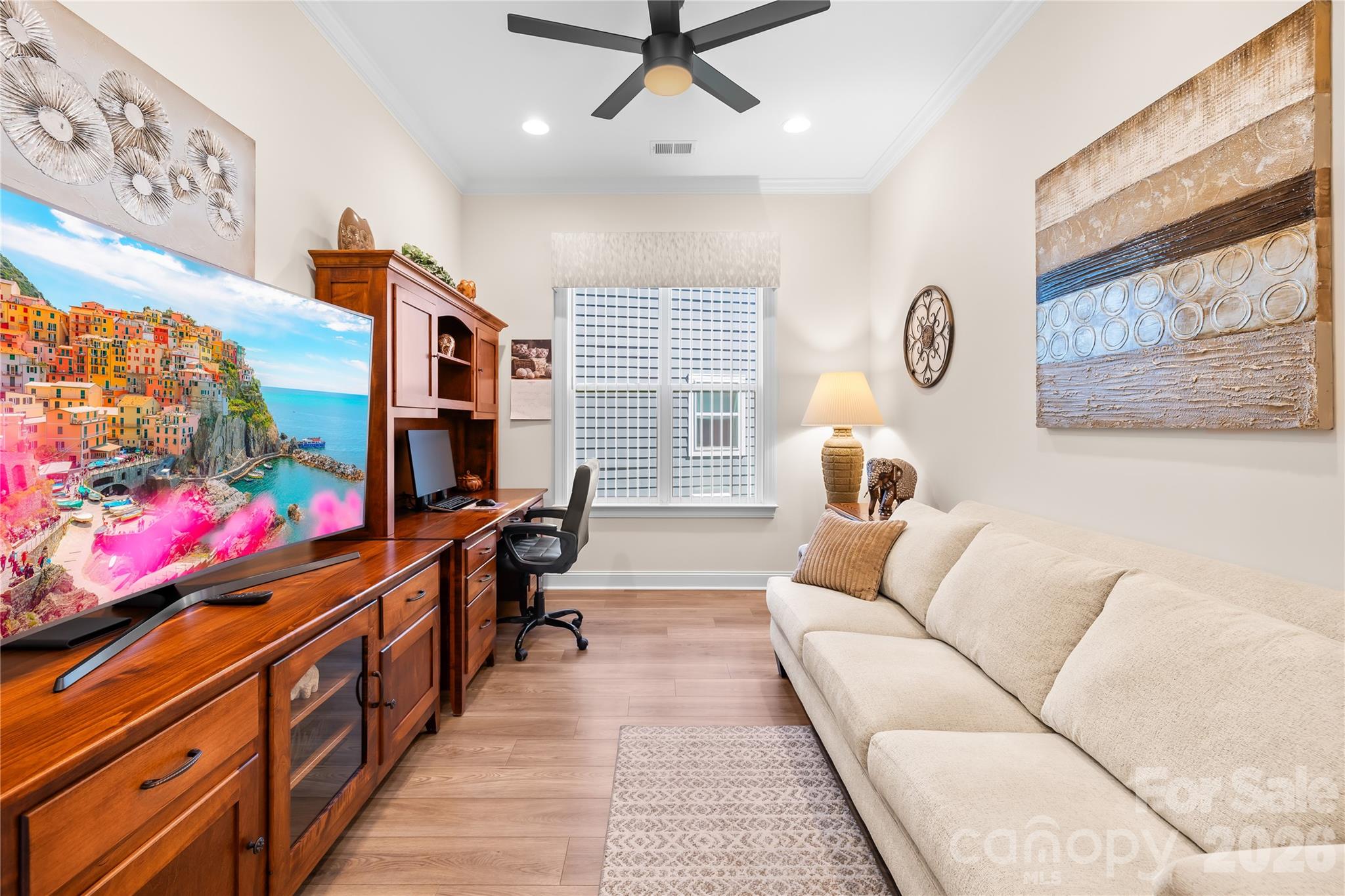 454 Bowline Drive — Denver