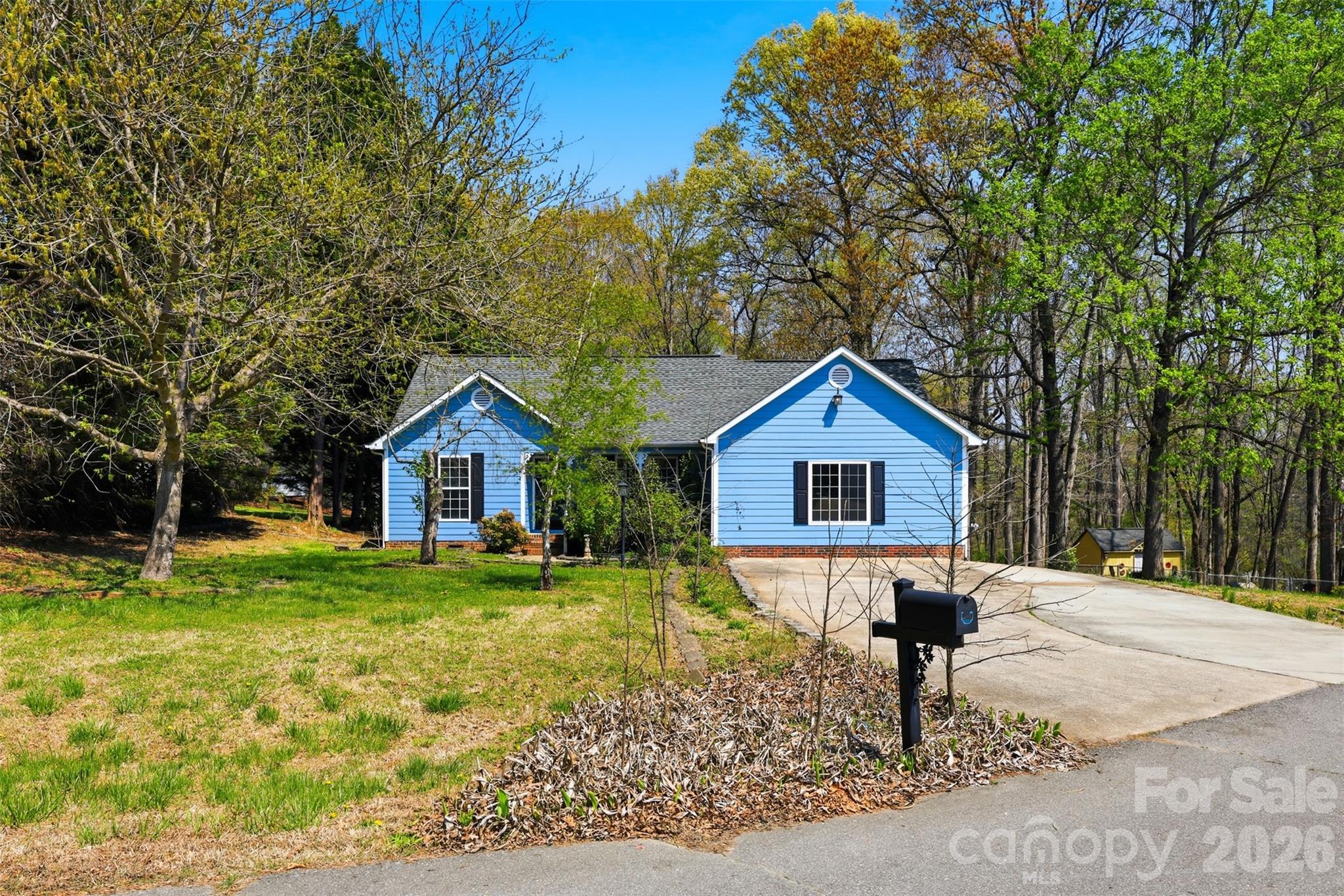 106 Chinaberry Court — Gastonia