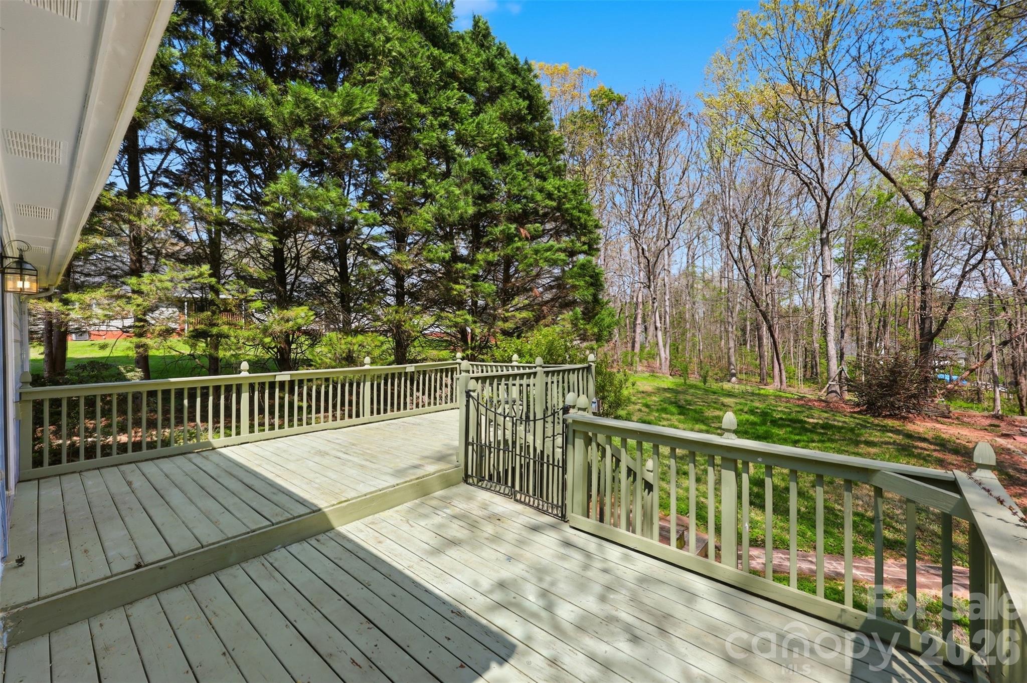 106 Chinaberry Court — Gastonia