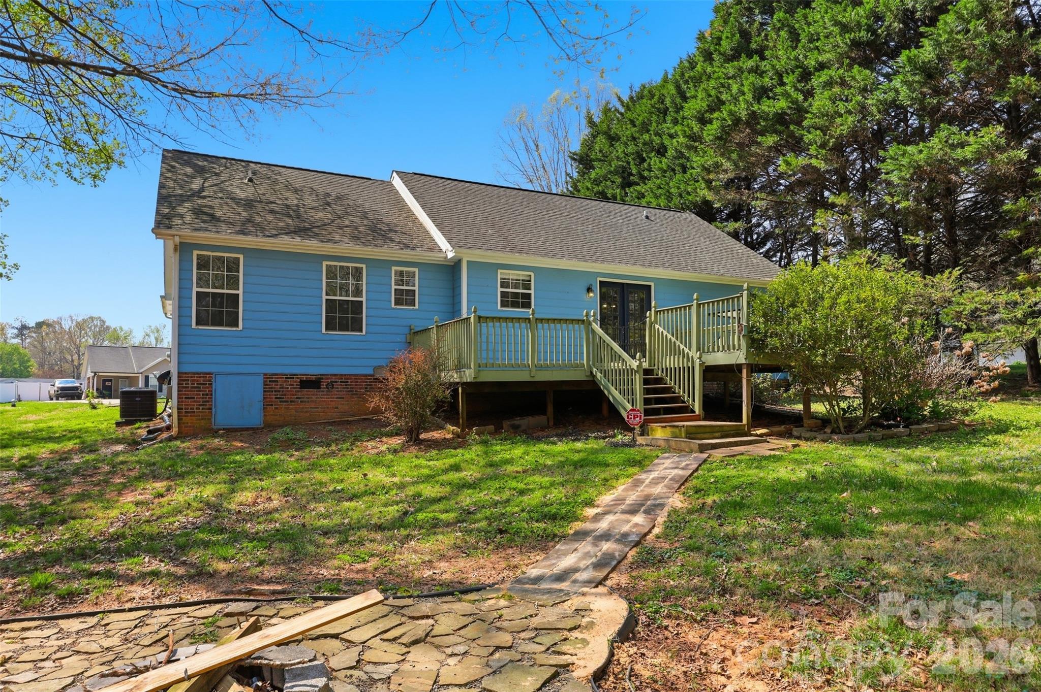 106 Chinaberry Court — Gastonia