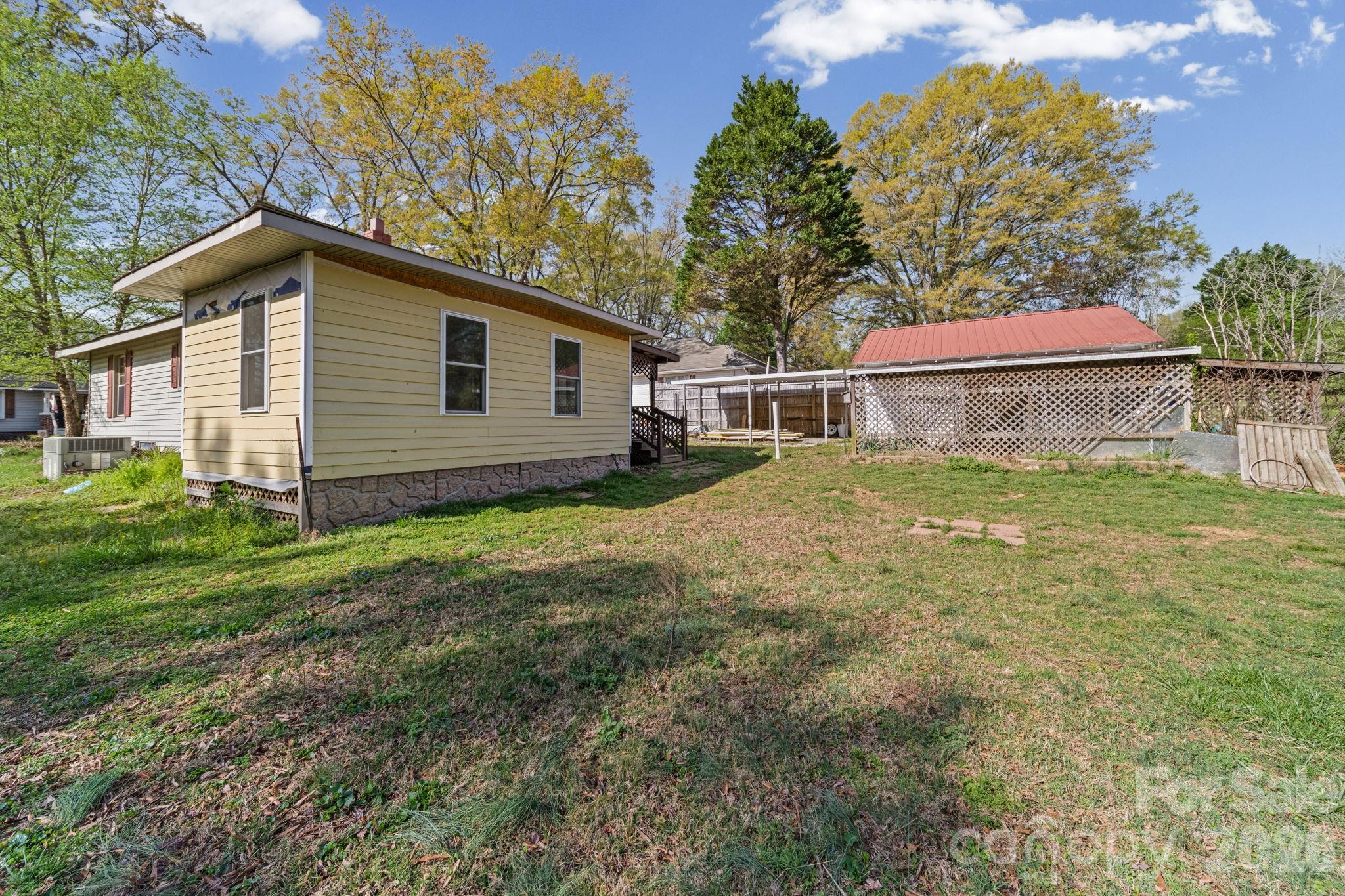 402 Edgemont Street — Albemarle
