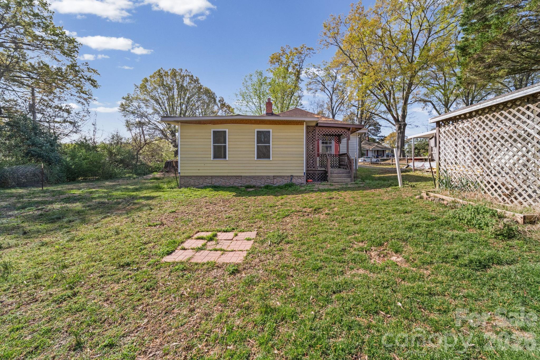 402 Edgemont Street — Albemarle