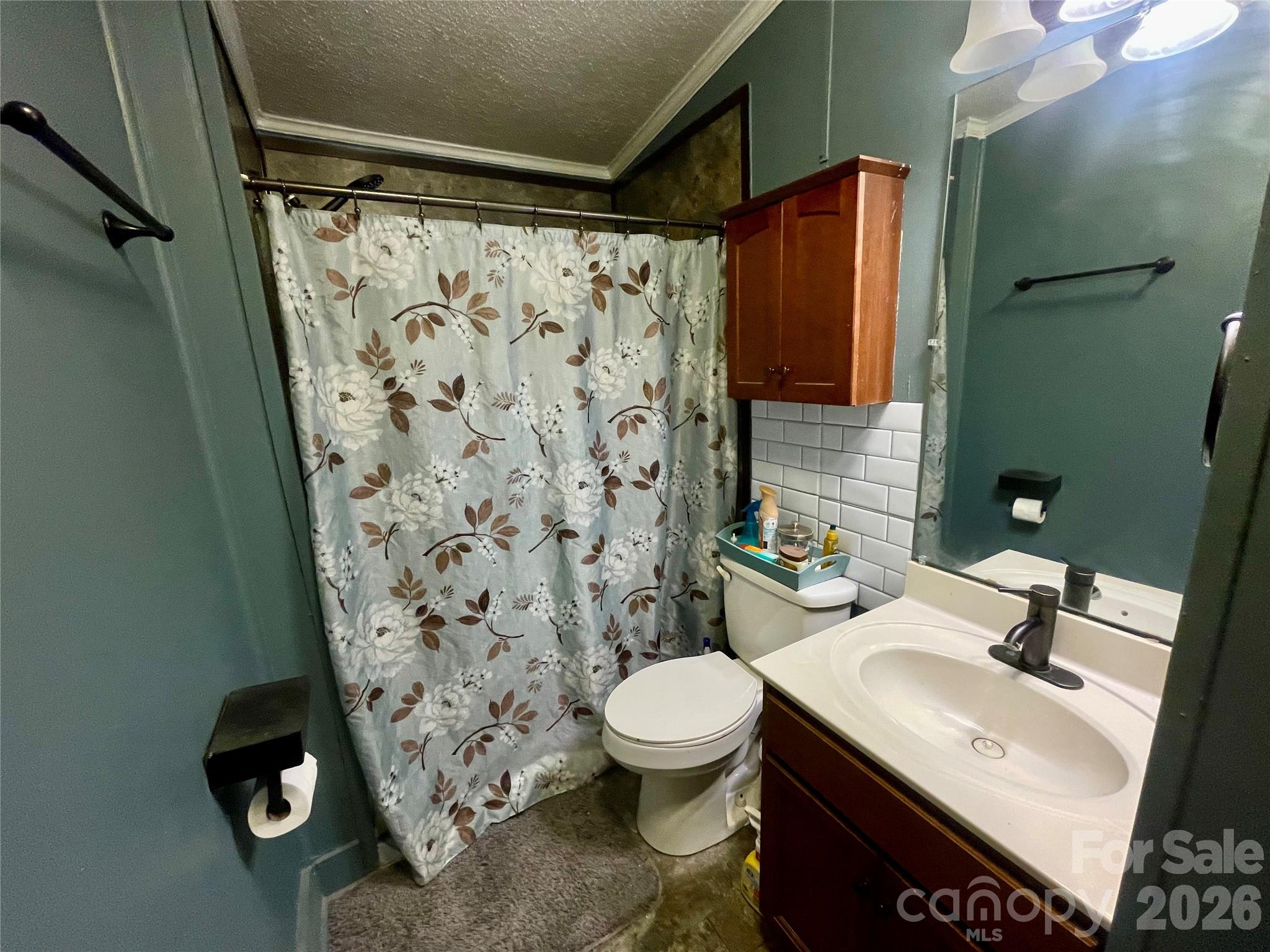 1283 Lilly Drive — Clover