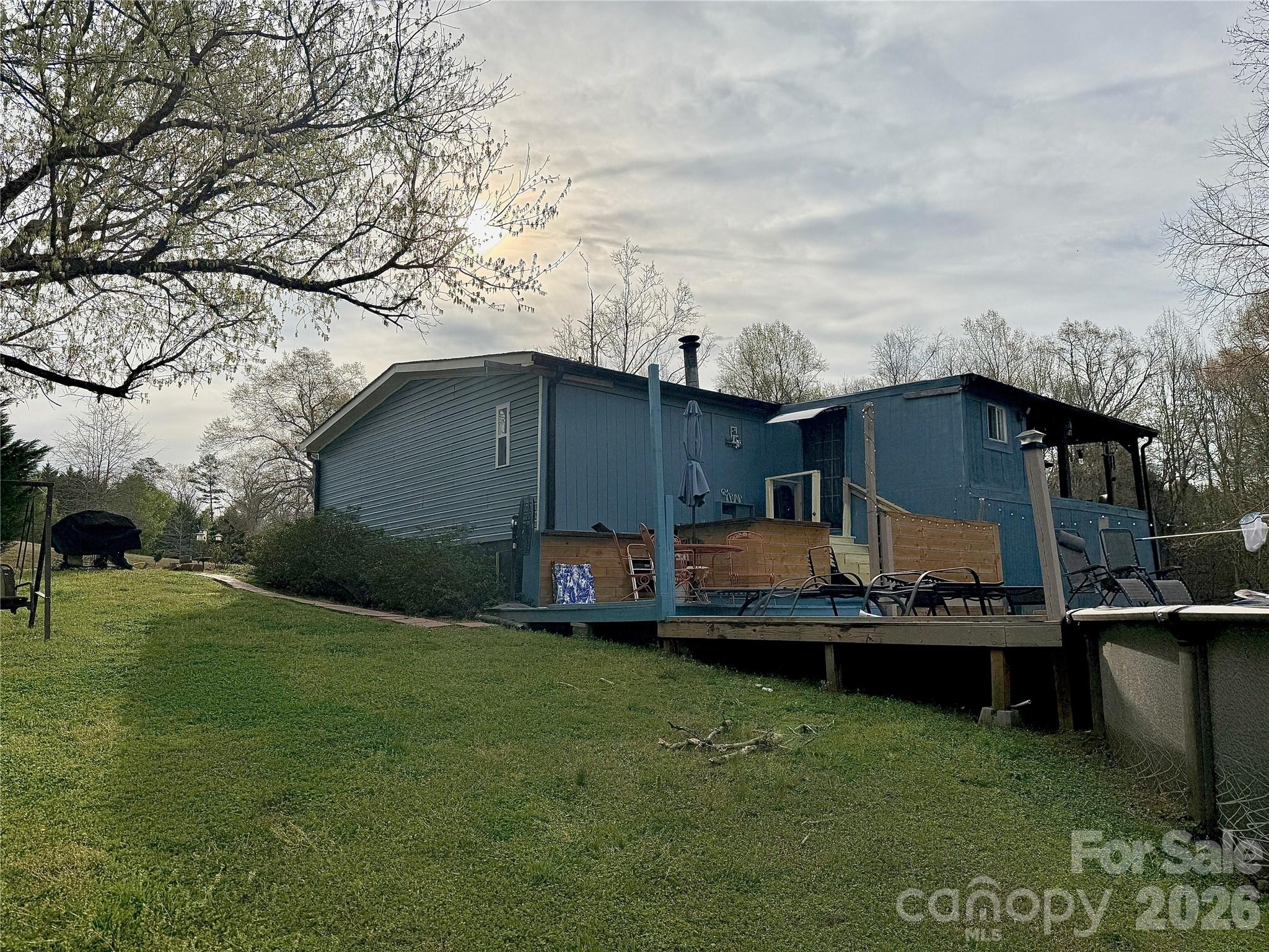 1283 Lilly Drive — Clover