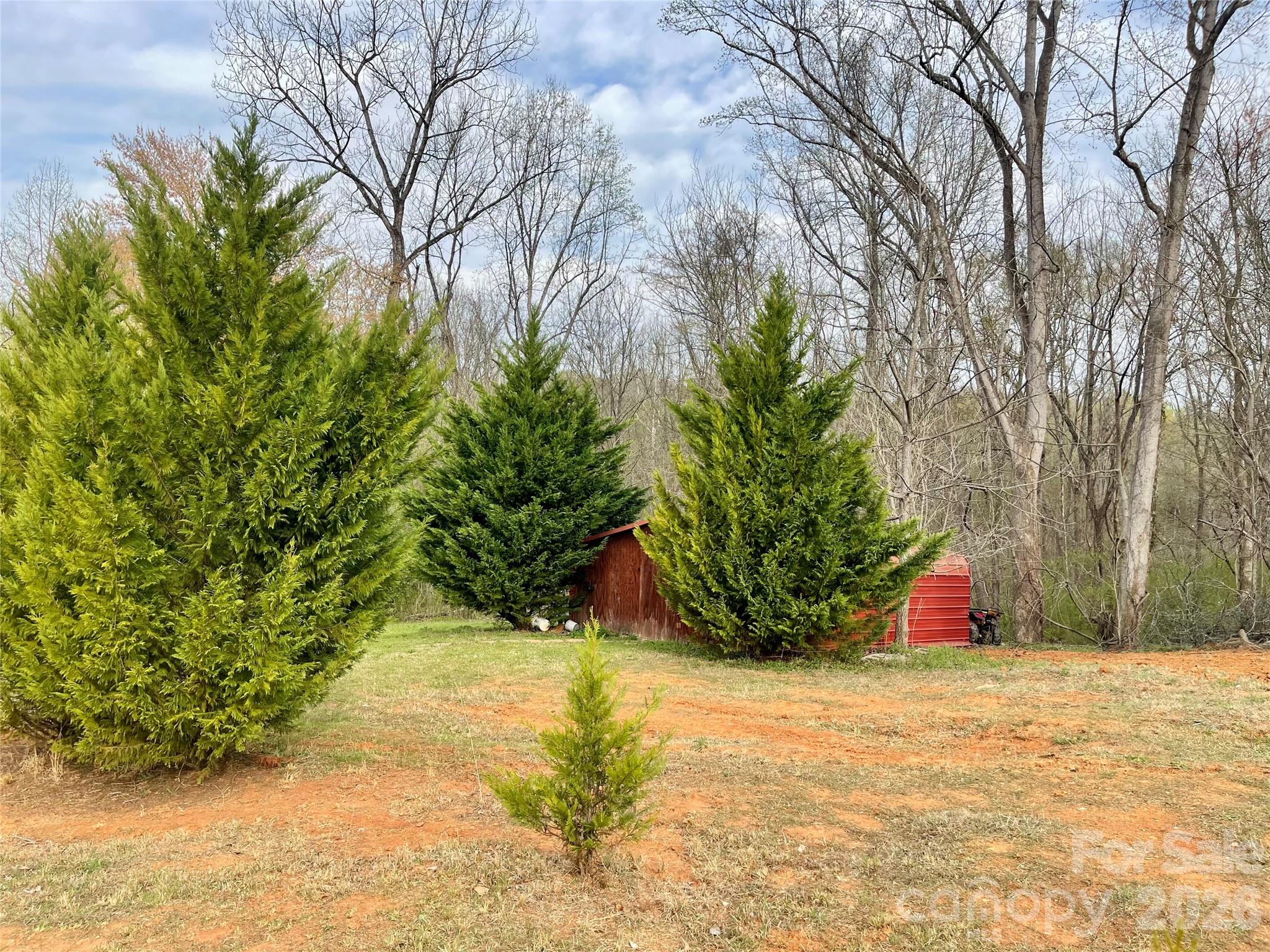 1283 Lilly Drive — Clover