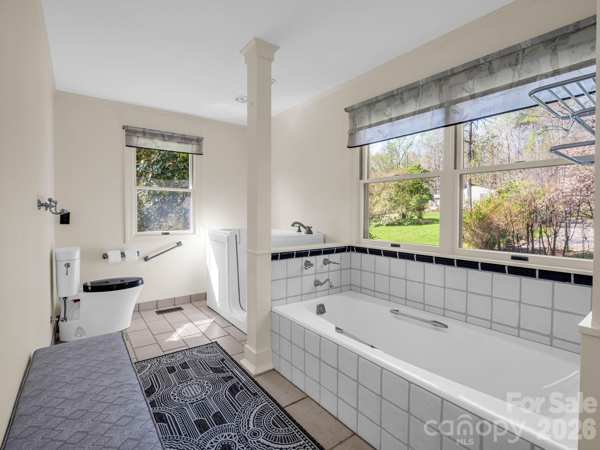 1941 Landrum Road — Columbus