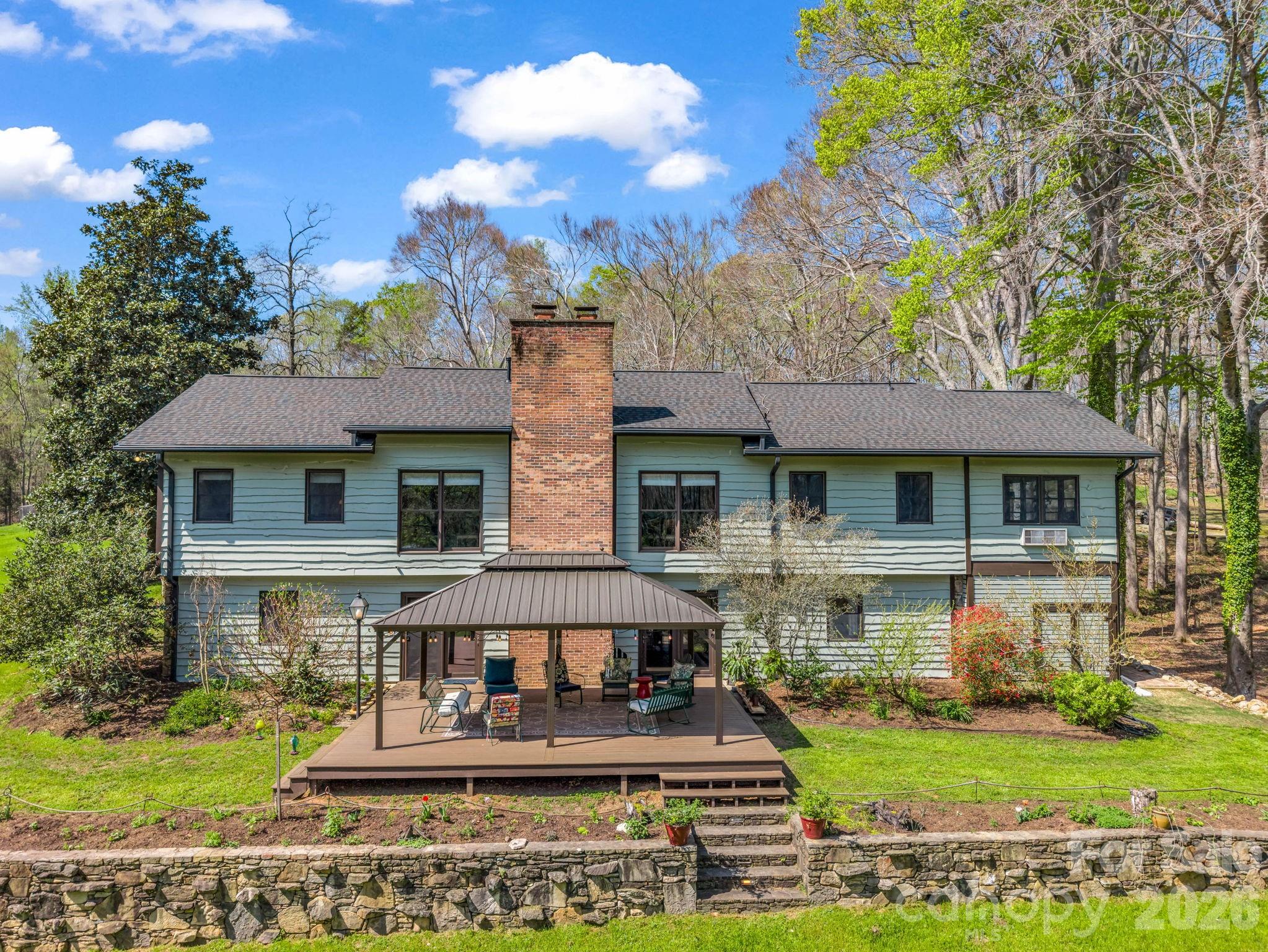 1941 Landrum Road — Columbus