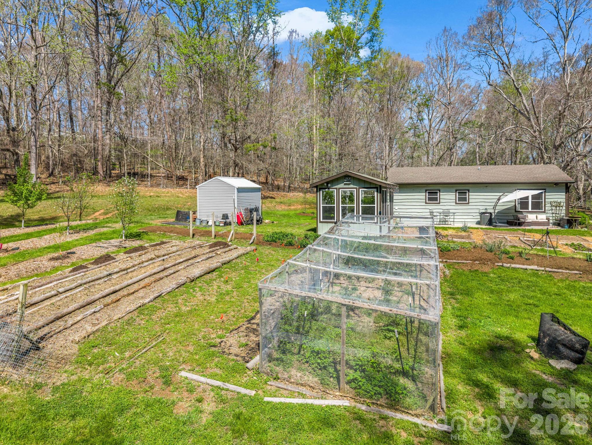 1941 Landrum Road — Columbus