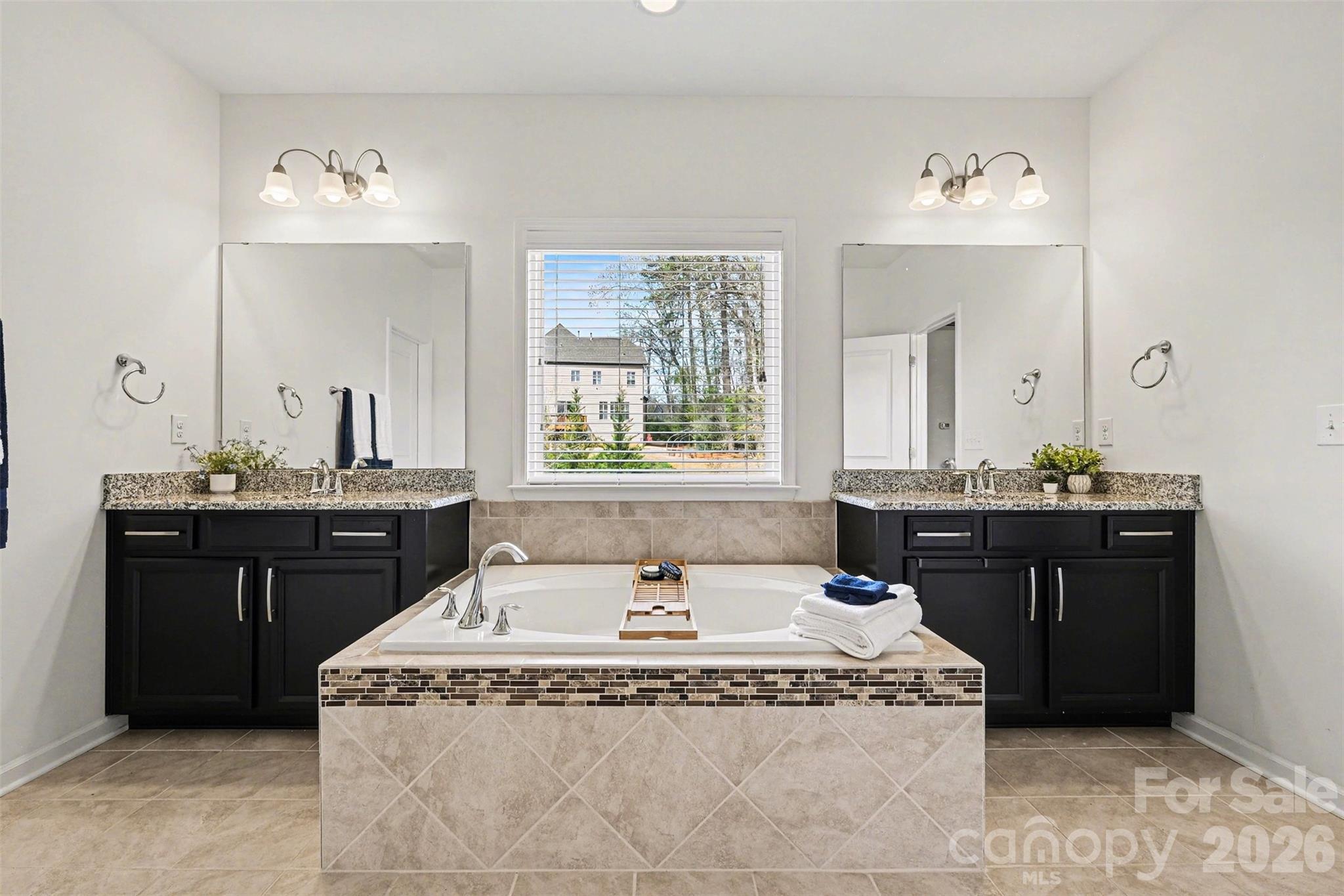 8651 Shadetree Street — Huntersville