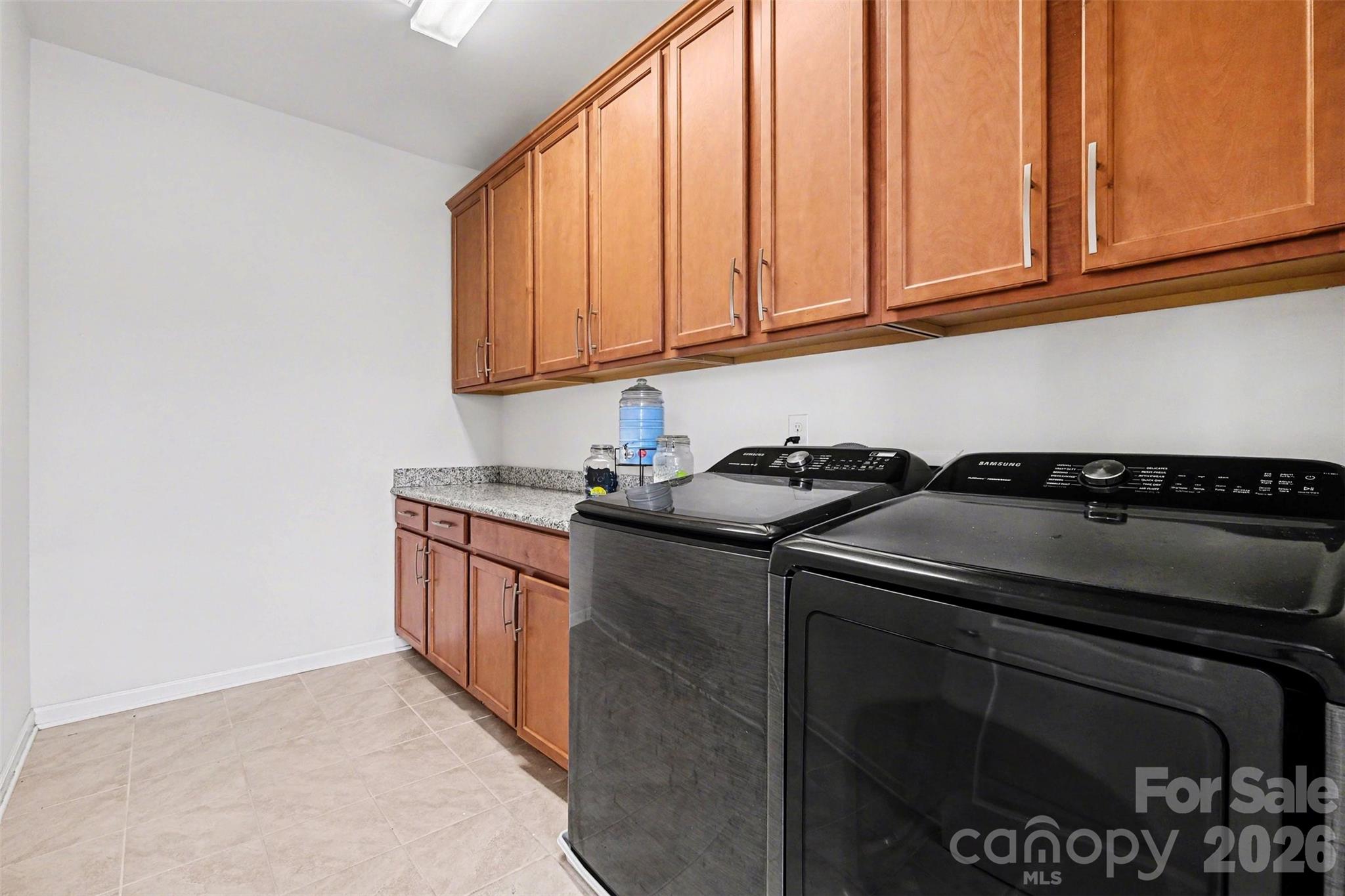 8651 Shadetree Street — Huntersville