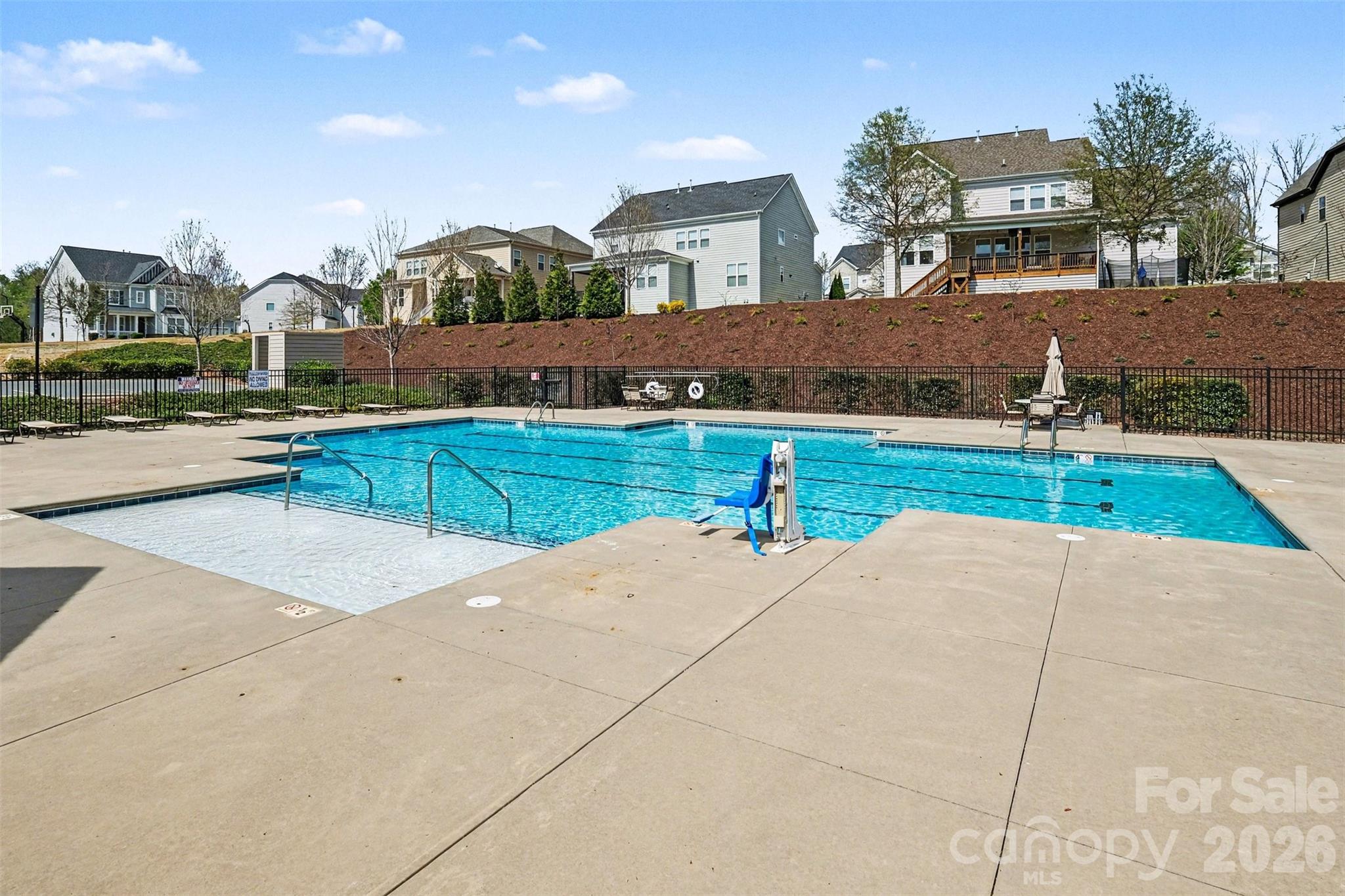 8651 Shadetree Street — Huntersville