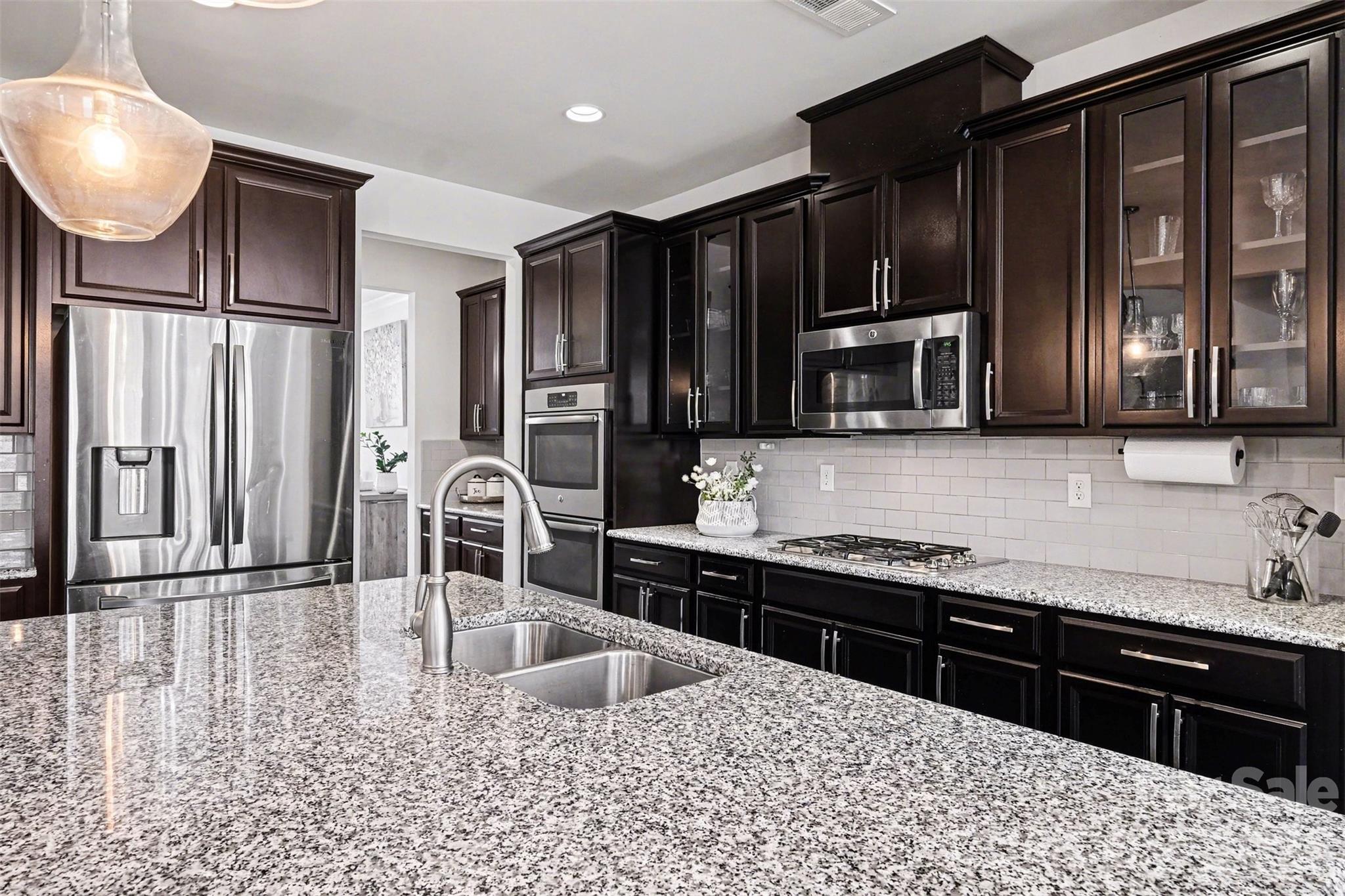 8651 Shadetree Street — Huntersville