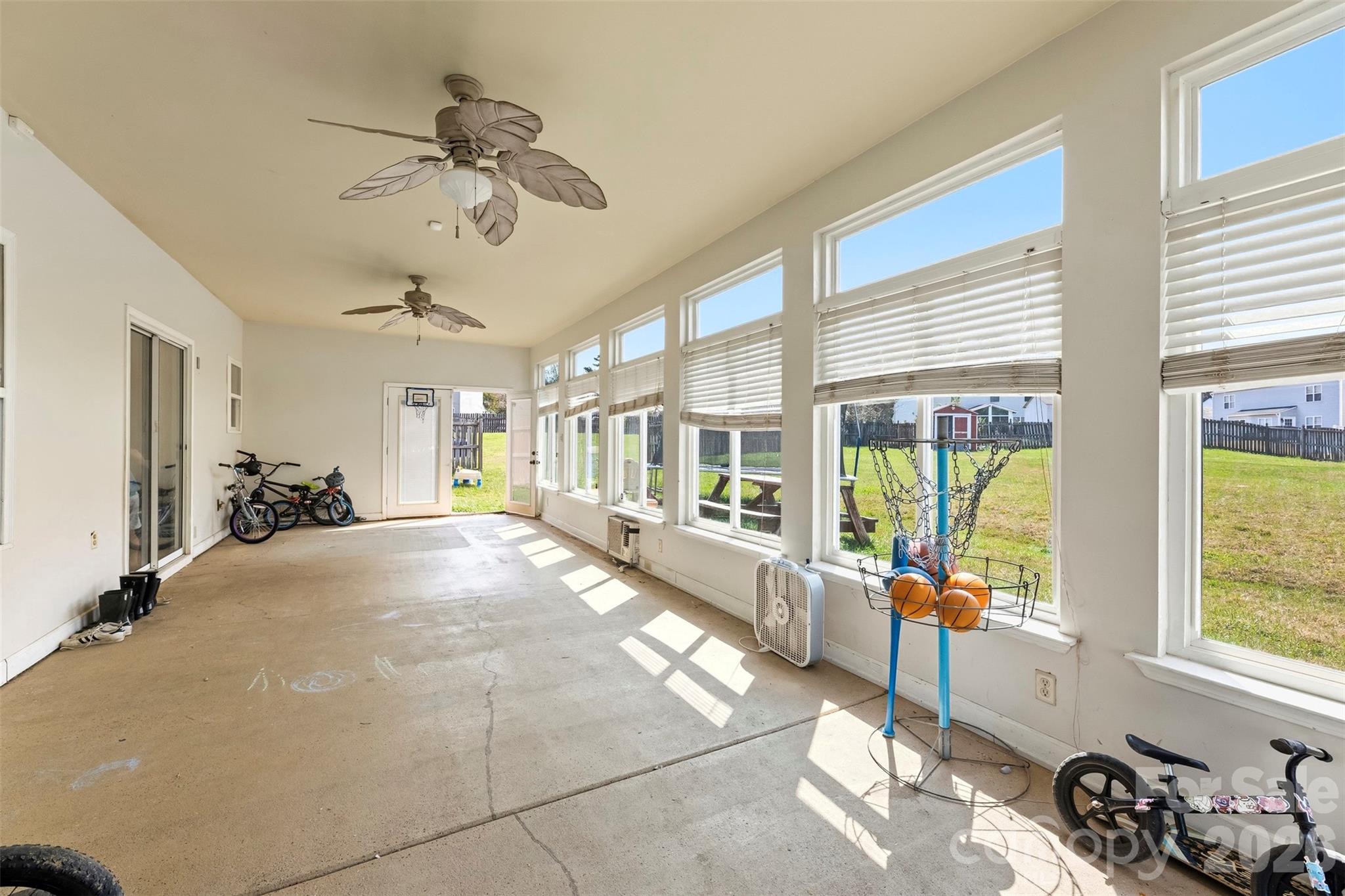 9610 Duxford Lane — Charlotte