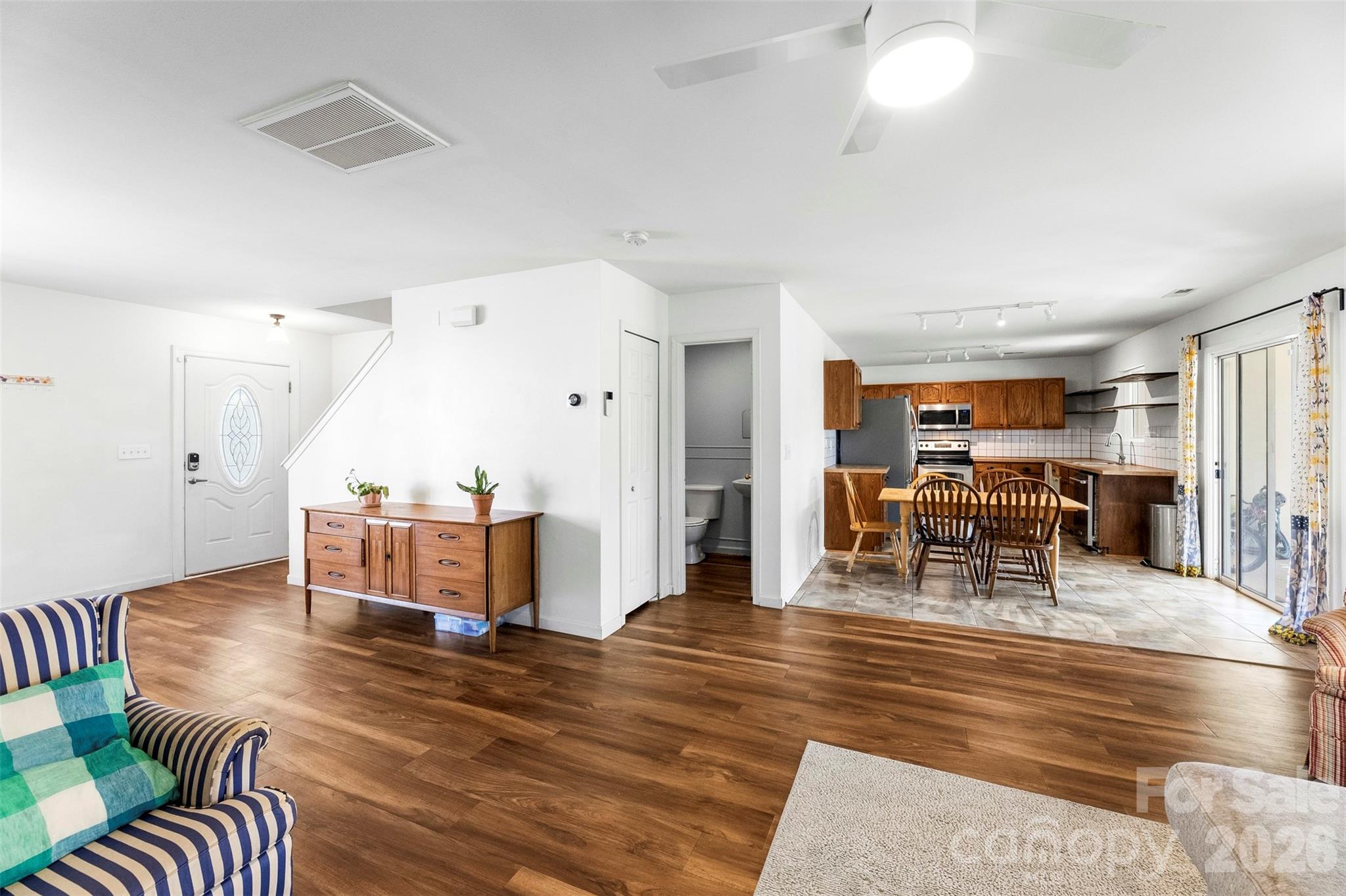 9610 Duxford Lane — Charlotte