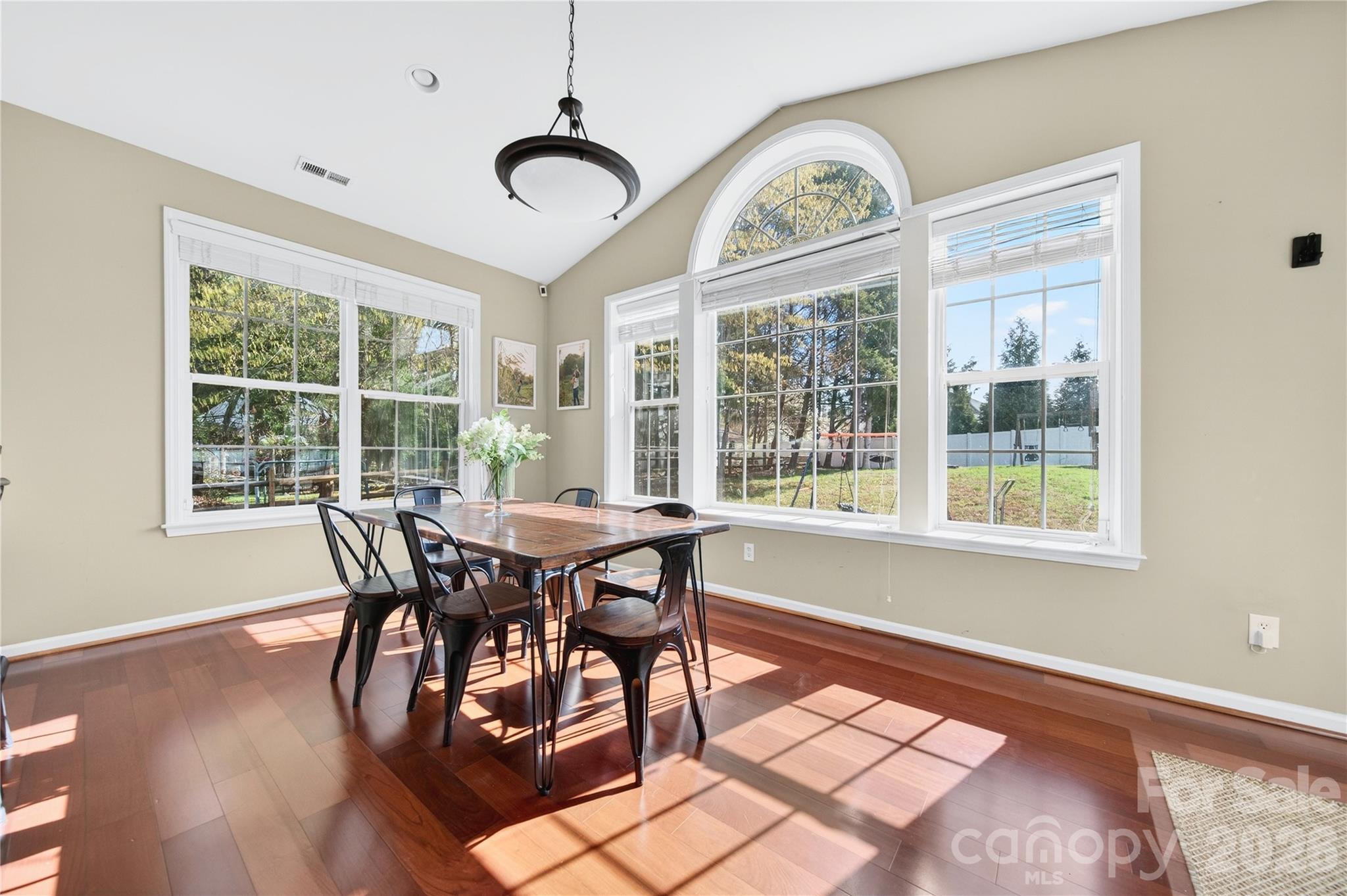 851 Brookdale Lane — Stanley