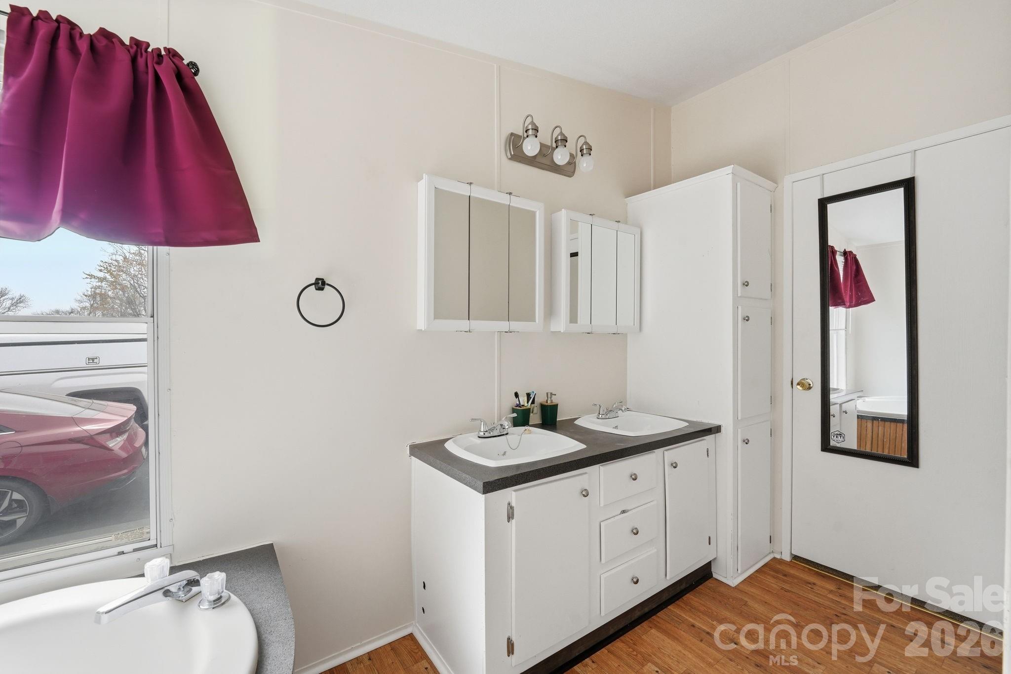 2862 Eagle Point Drive — Trinity