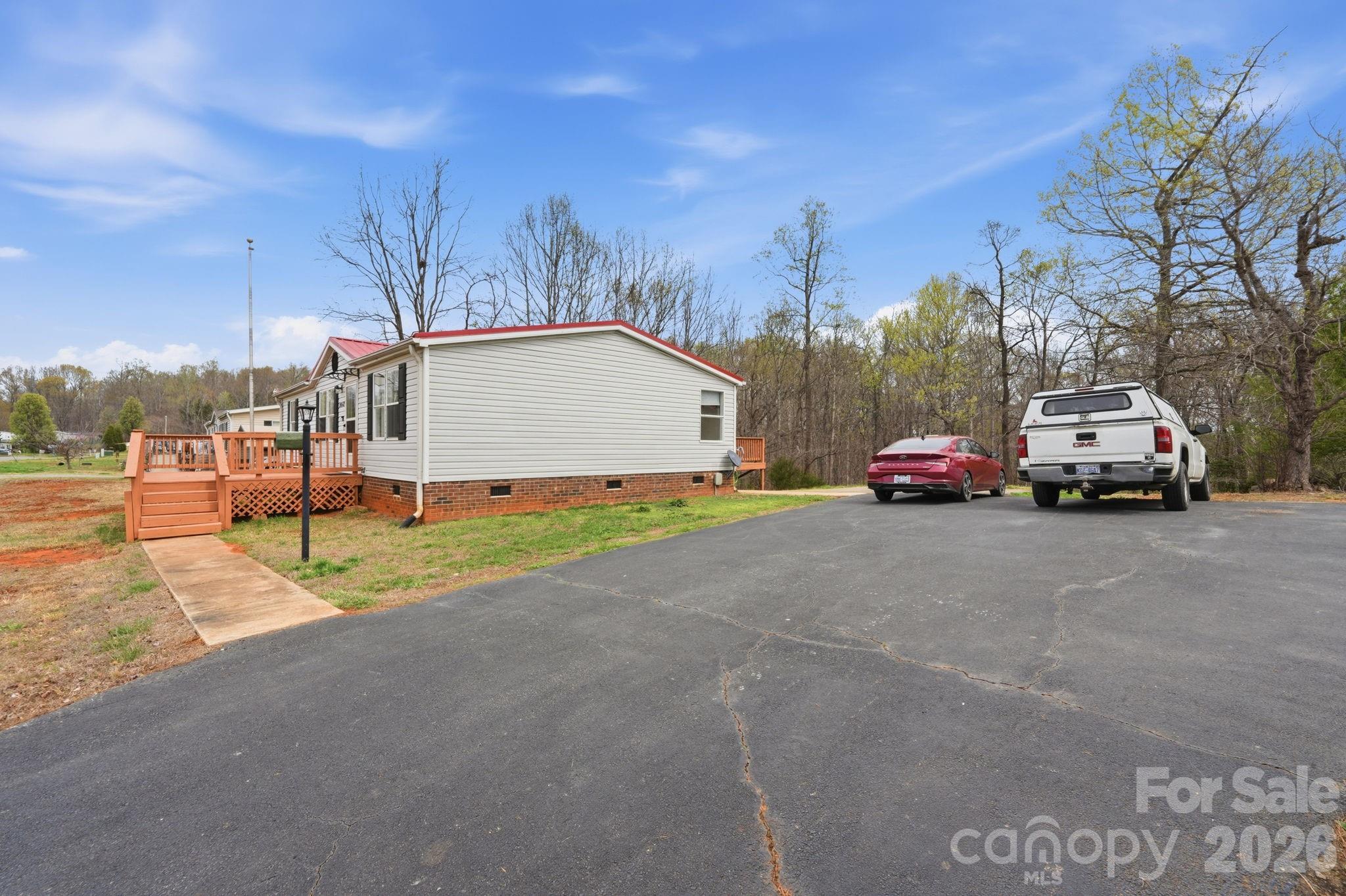 2862 Eagle Point Drive — Trinity